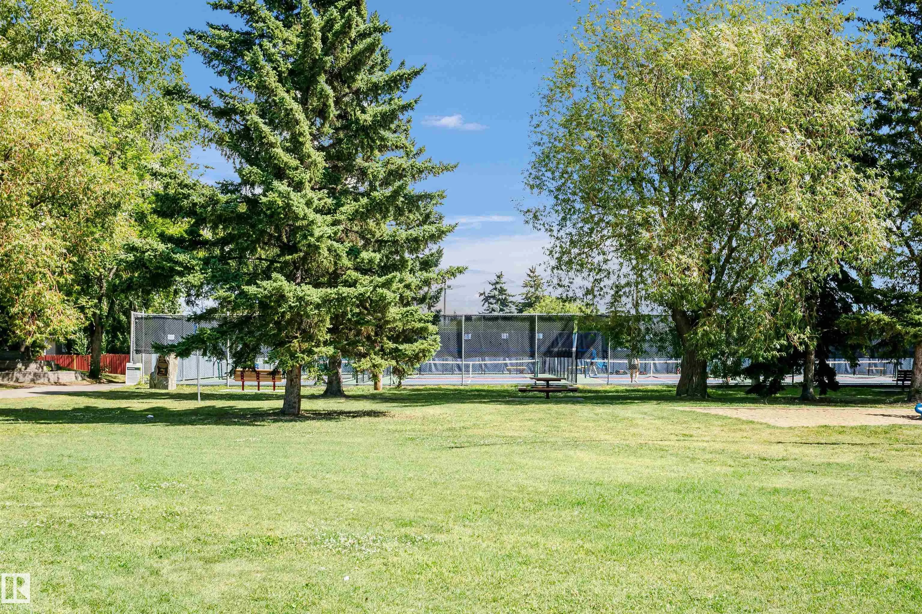 20 ASH Crescent