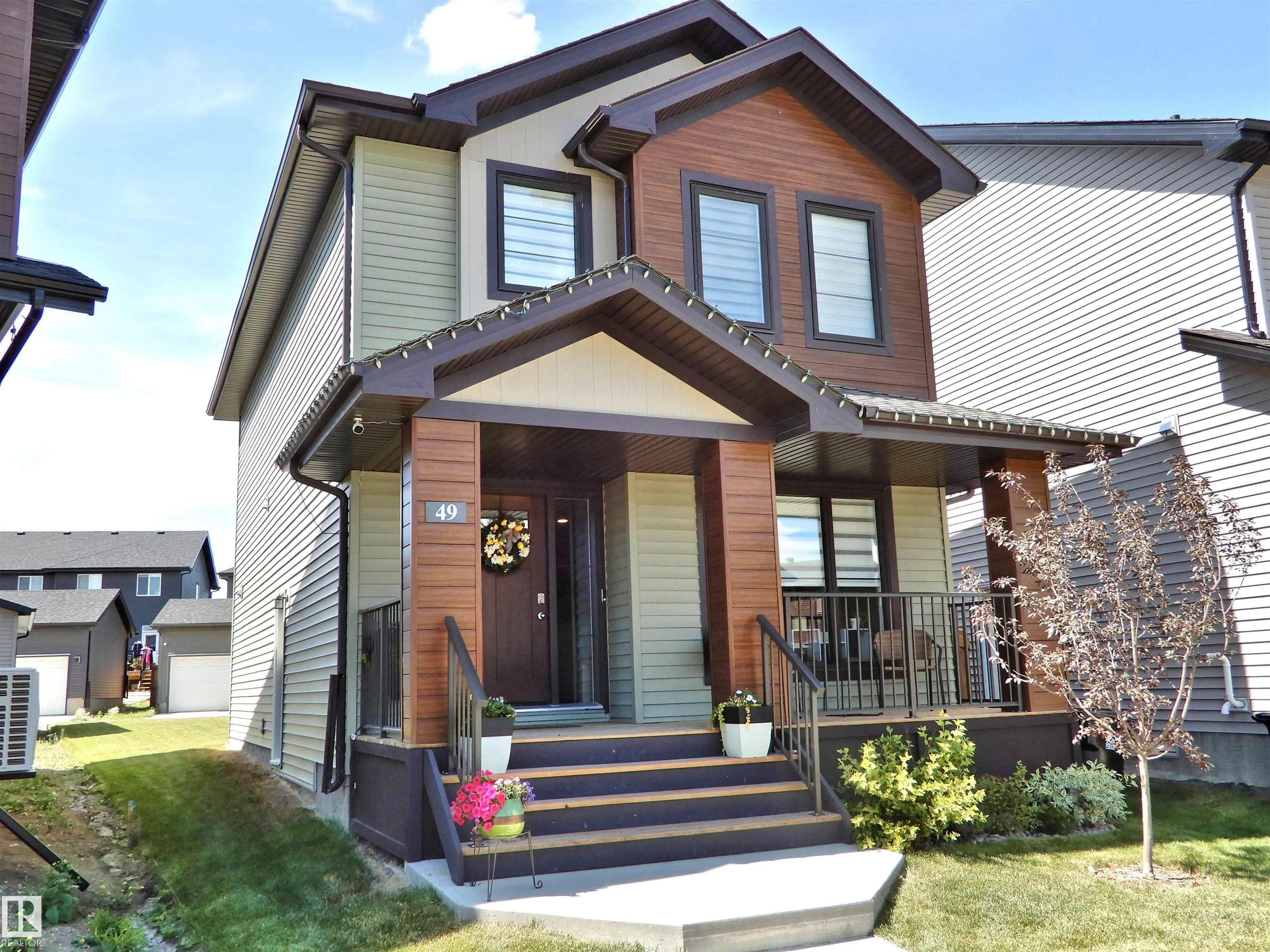 49 TILIA Place