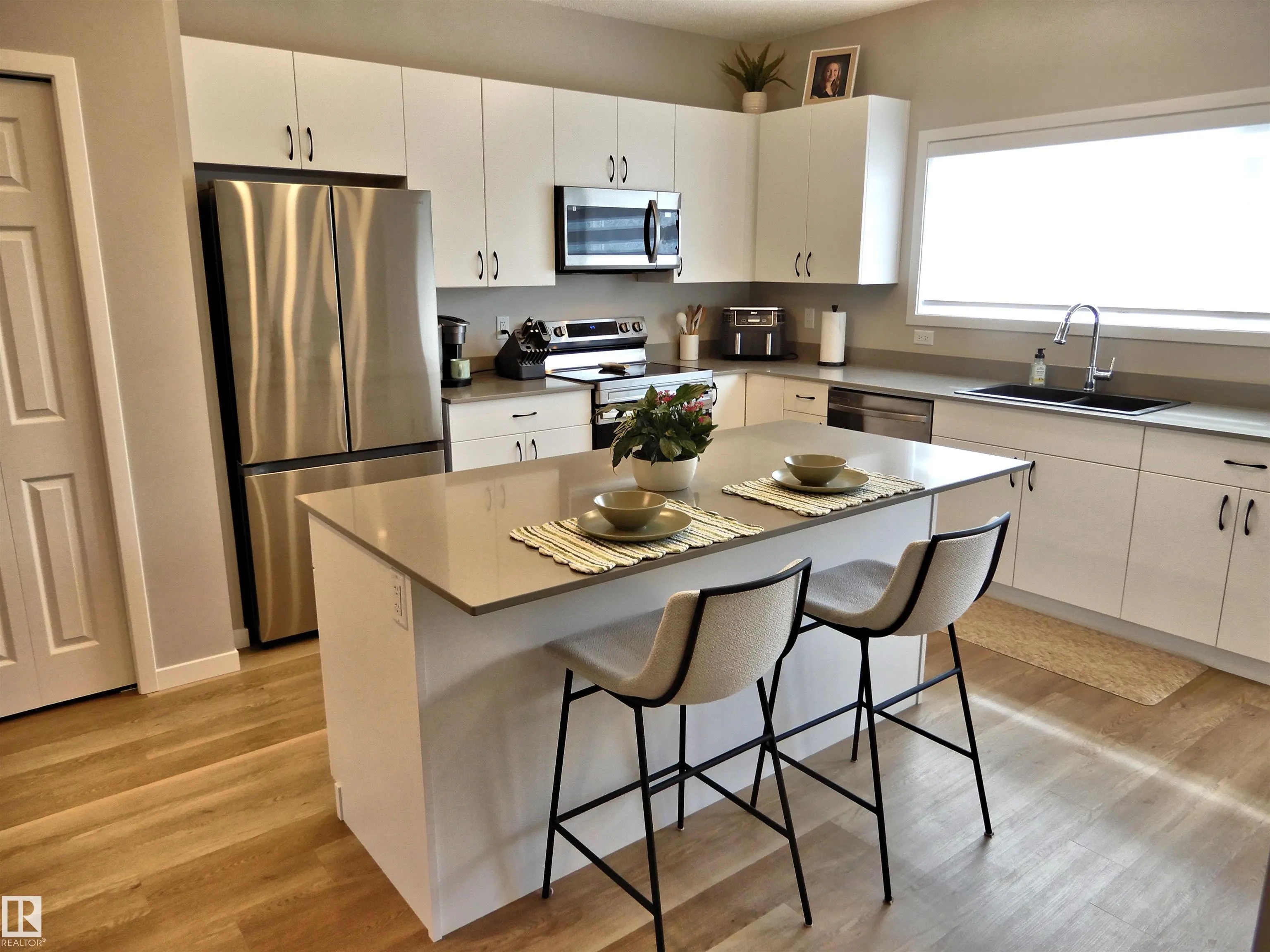49 TILIA Place