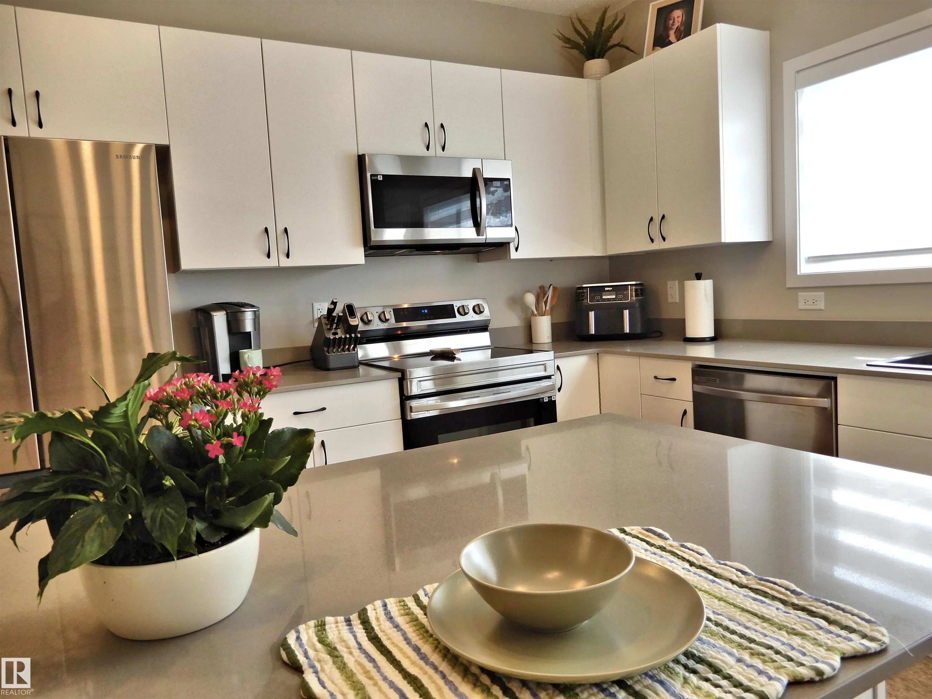 49 TILIA Place