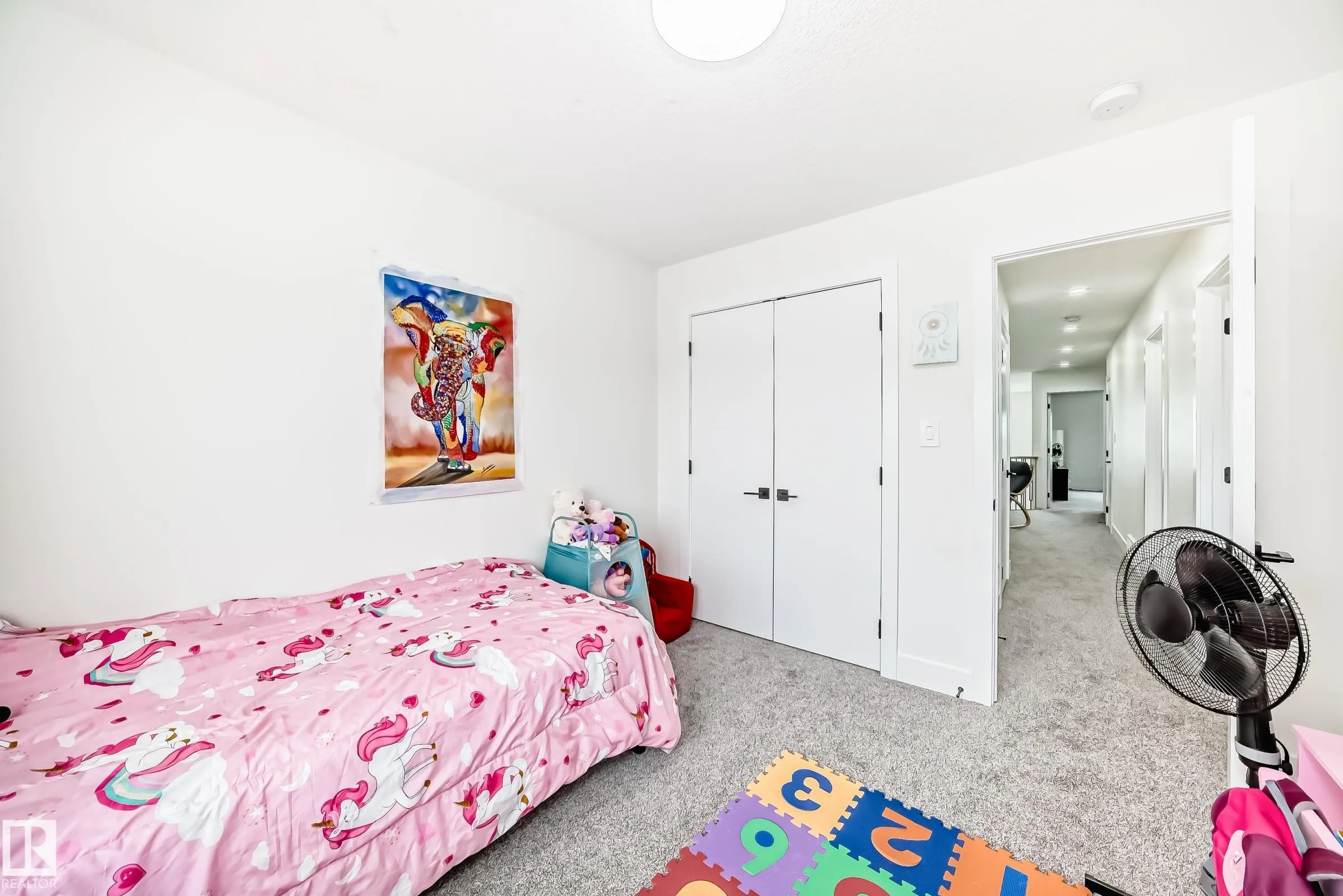 14 EDGEFIELD Way
