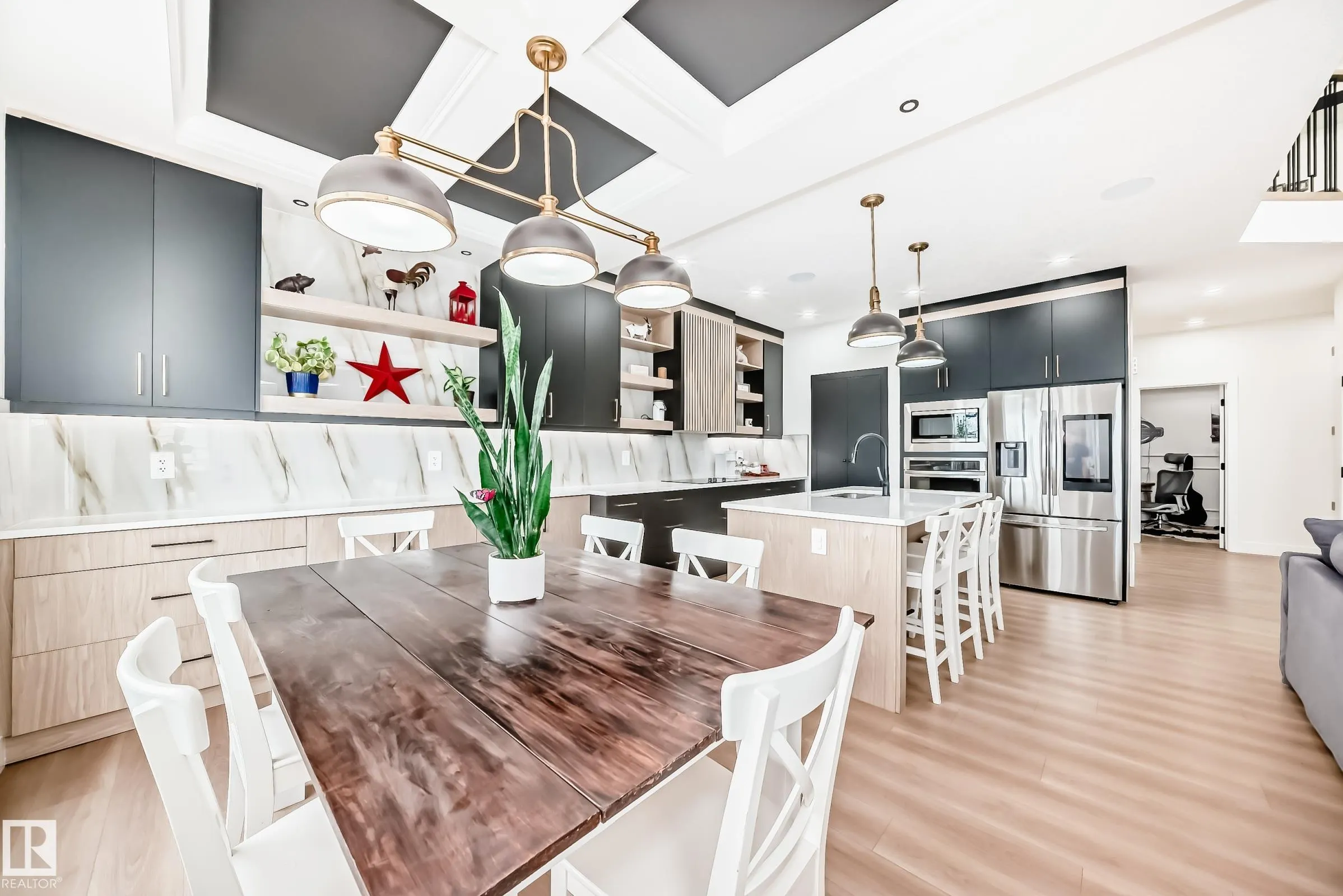 14 EDGEFIELD Way