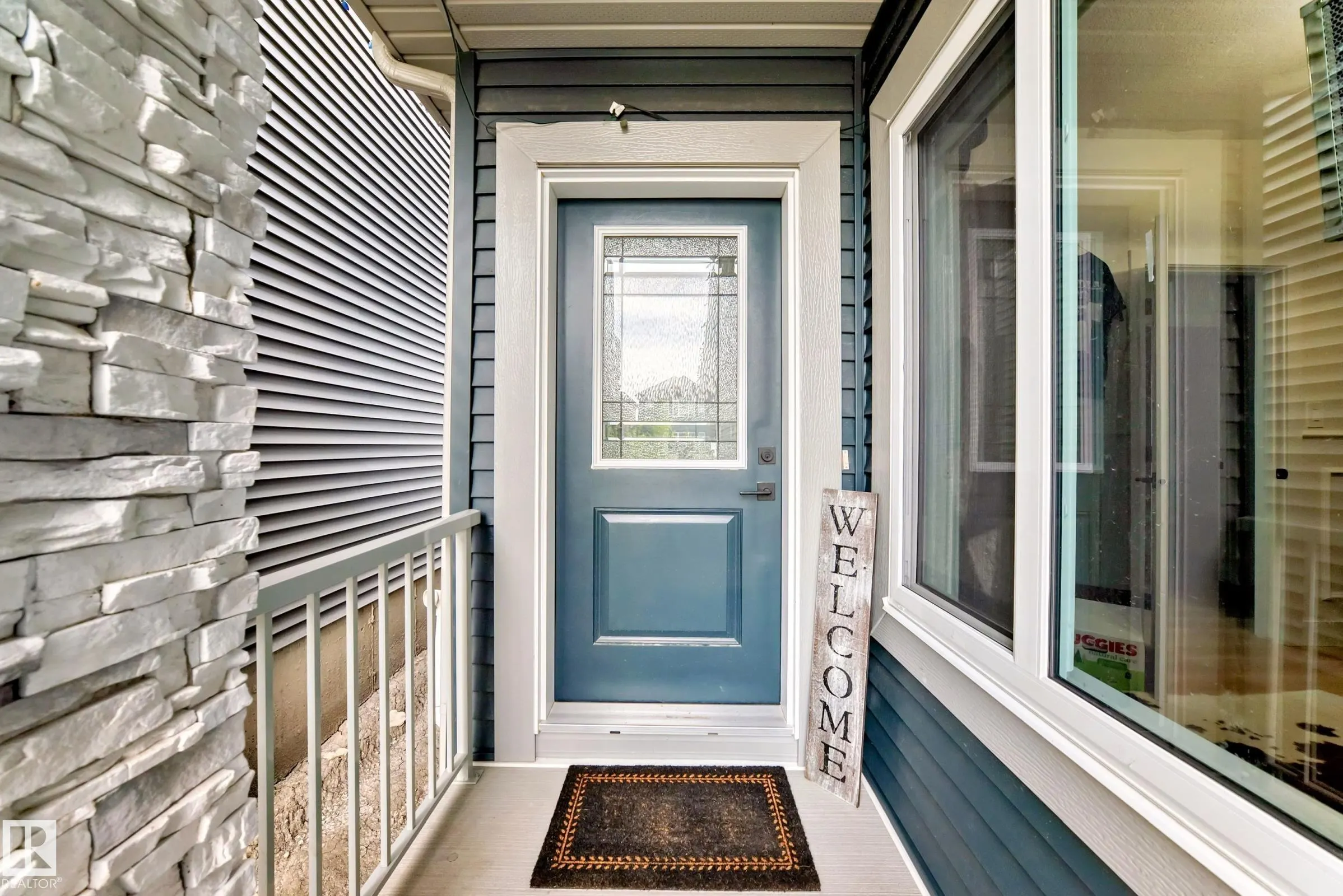 14 EDGEFIELD Way