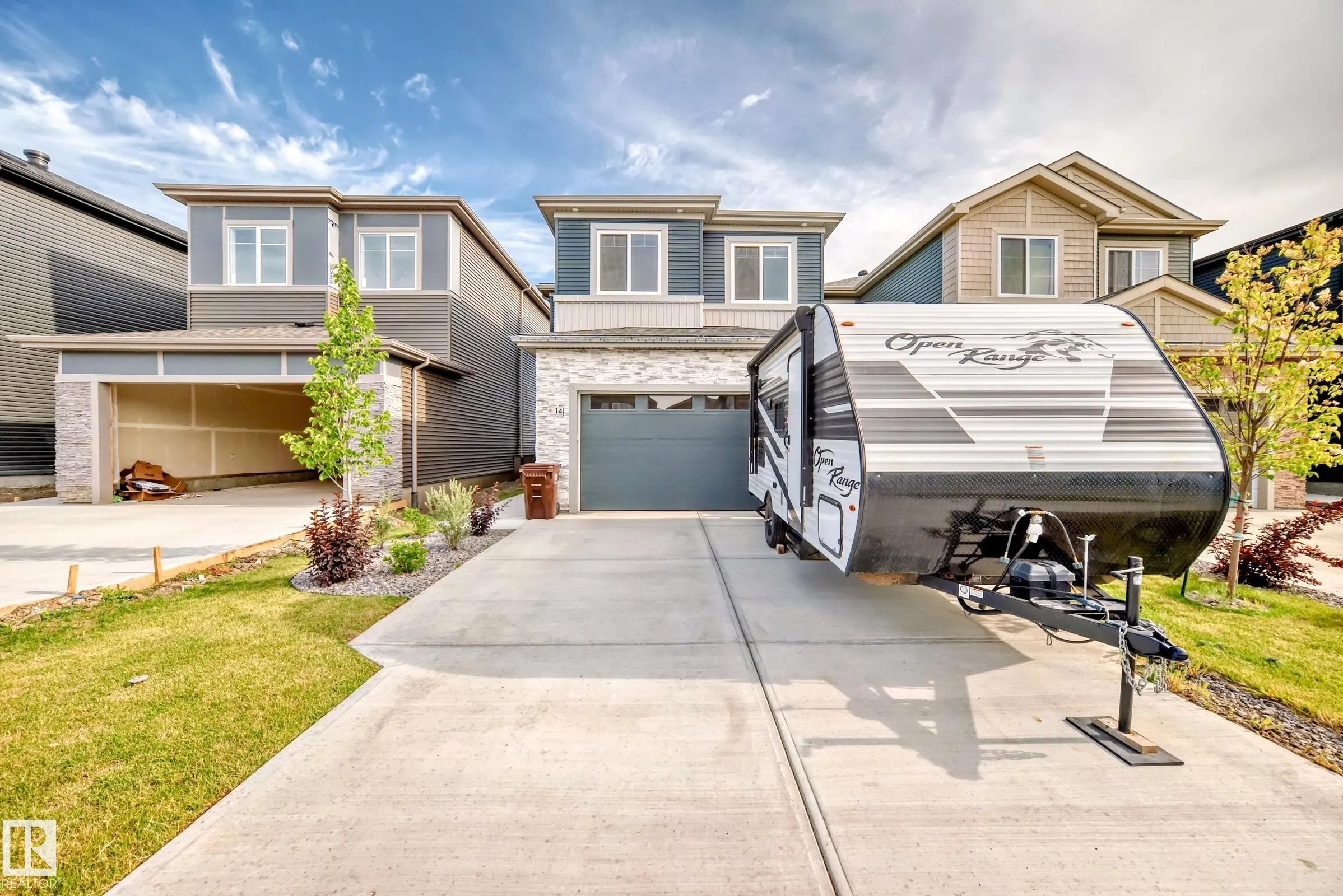 14 EDGEFIELD Way
