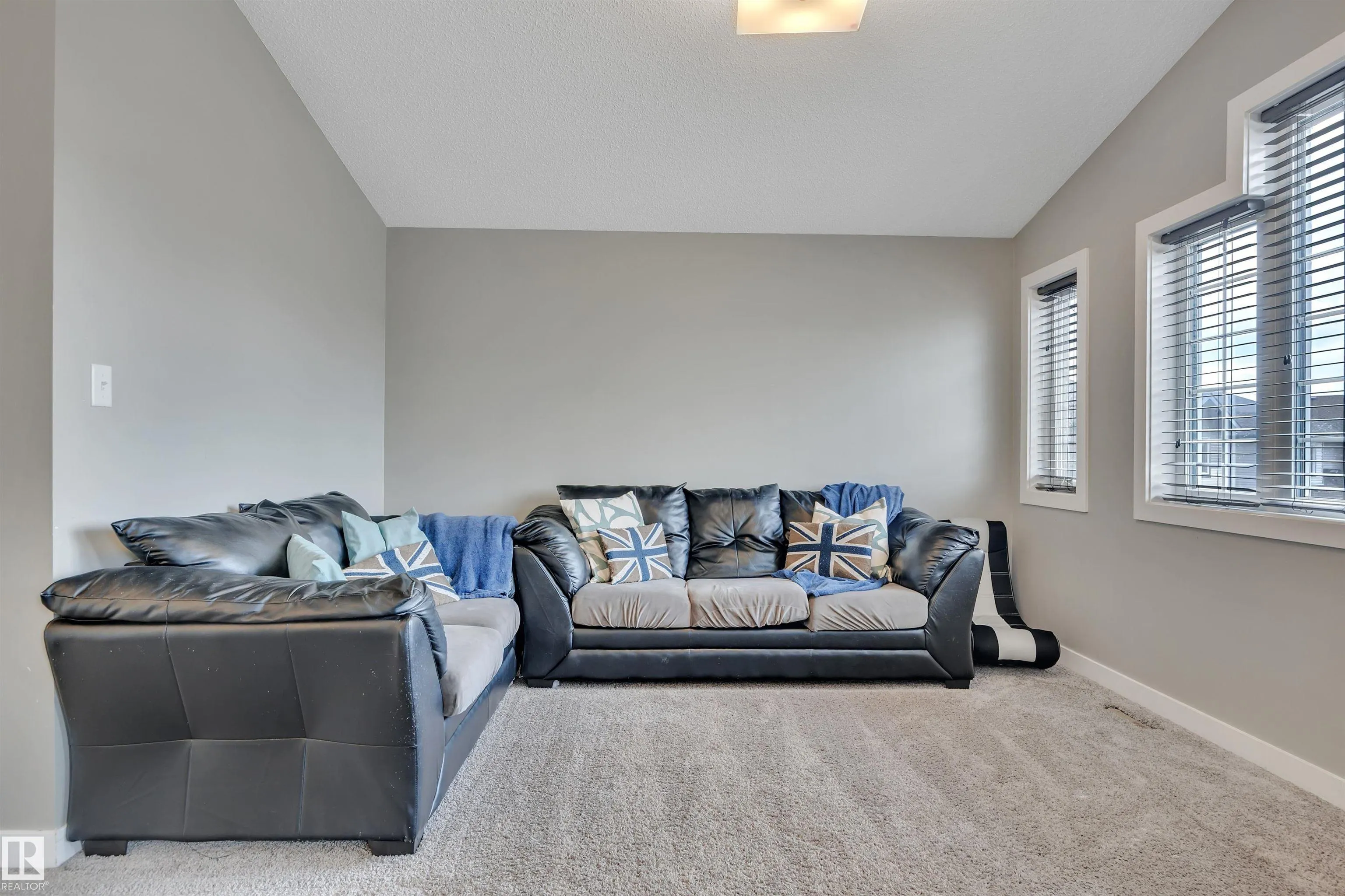 27 MCLEAN Court