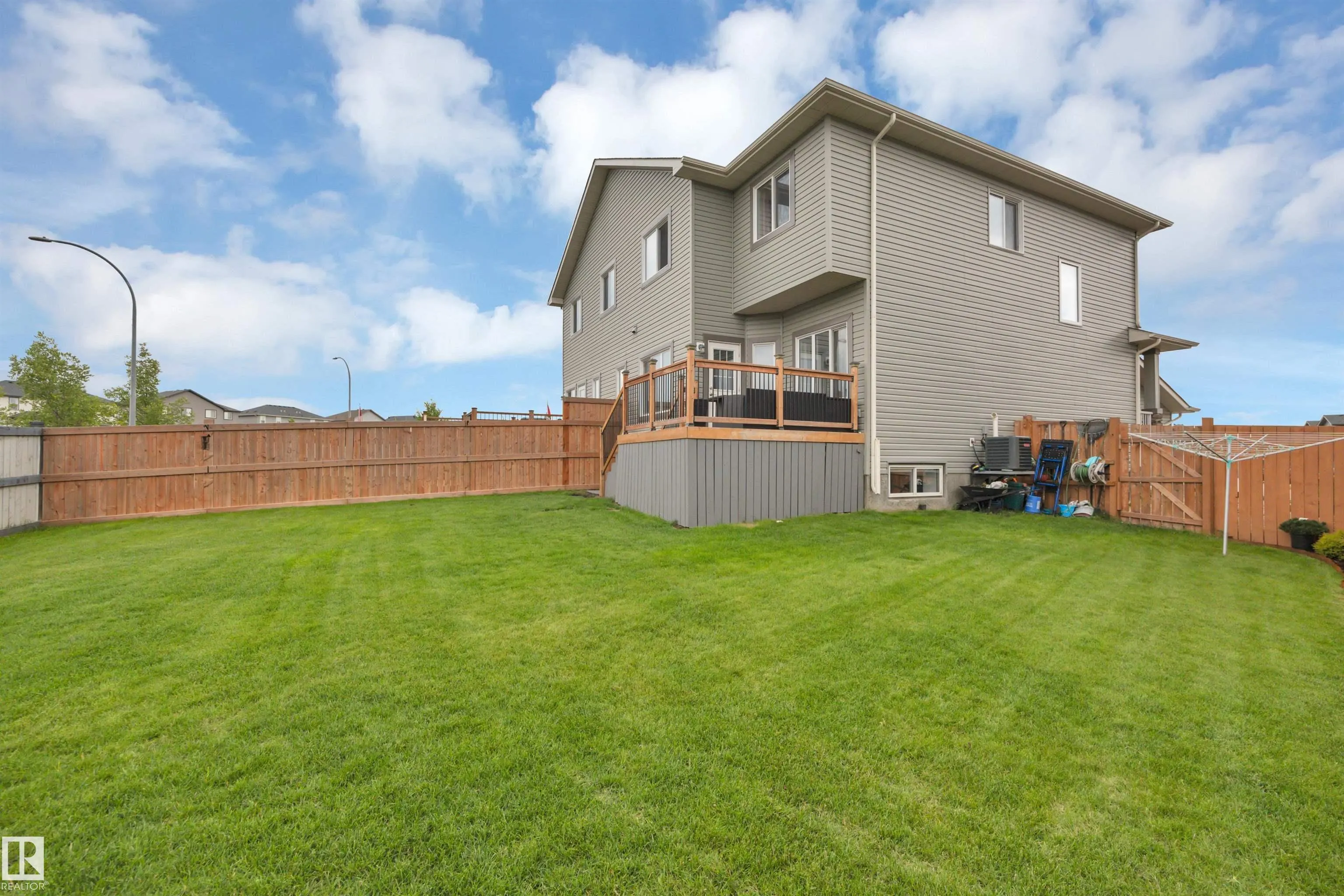 27 MCLEAN Court