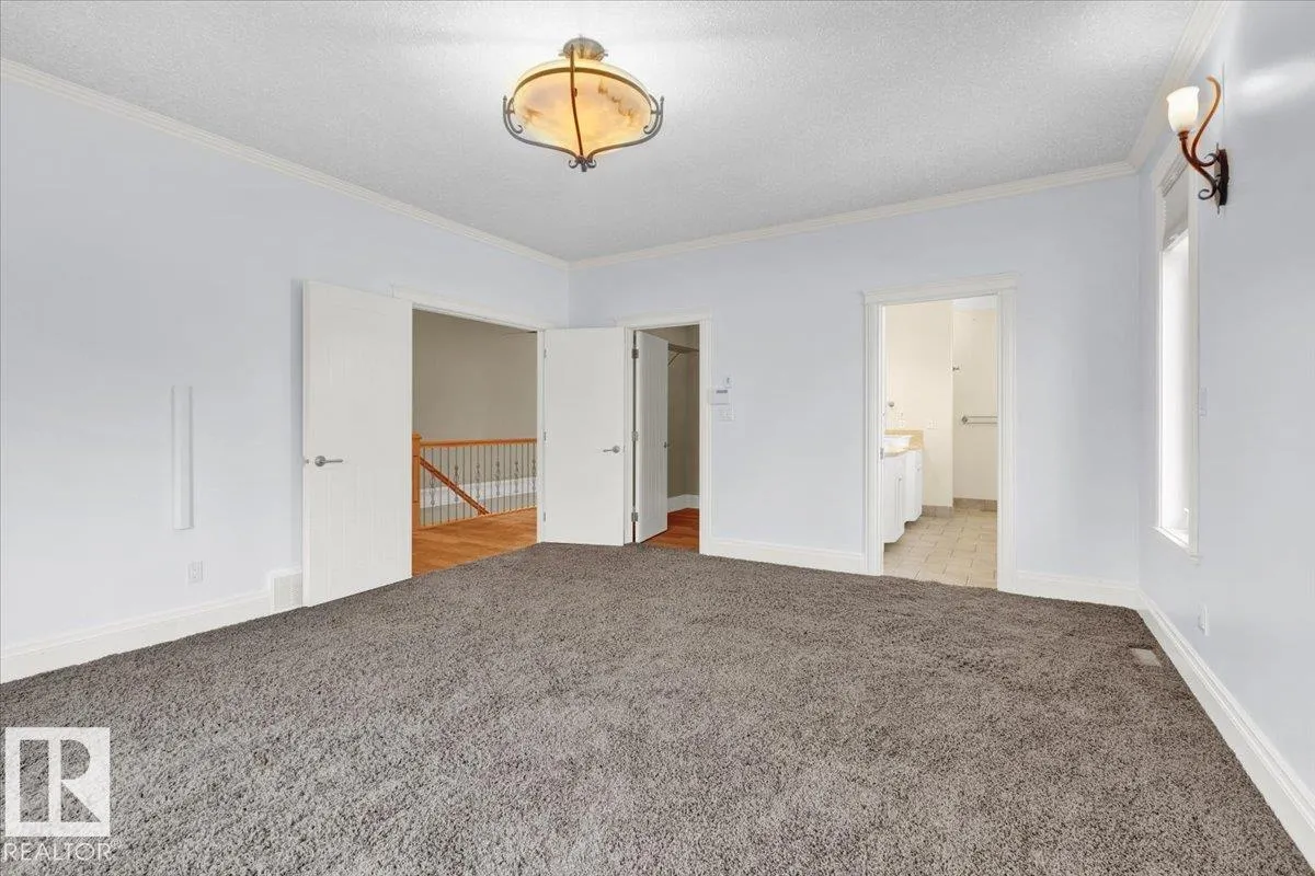 27 KINGDOM Place
