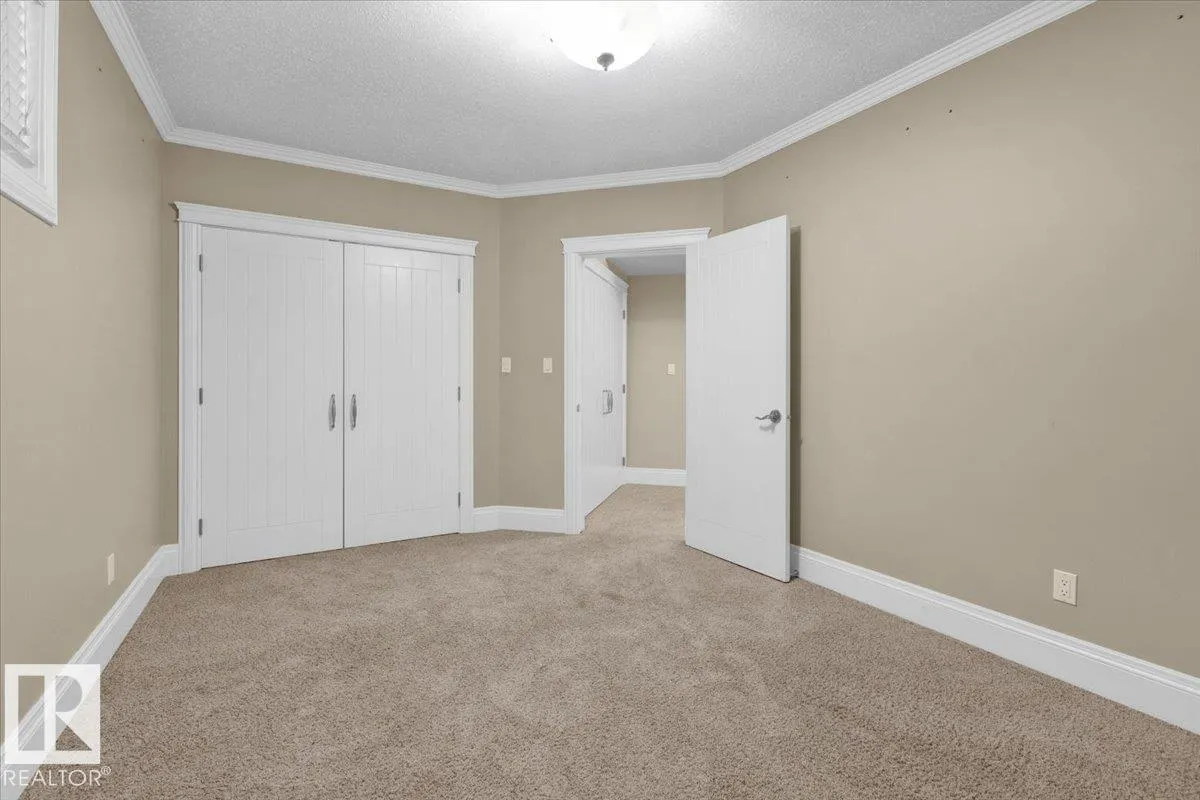 27 KINGDOM Place