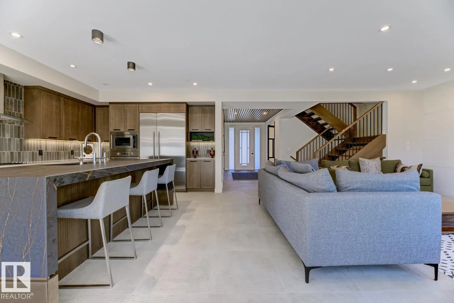 6038 CRAWFORD Drive