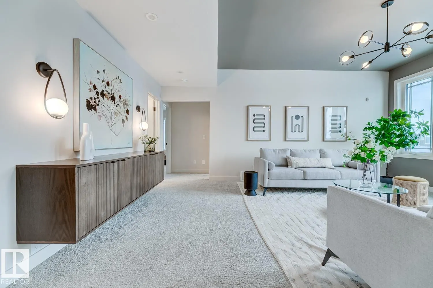 6038 CRAWFORD Drive