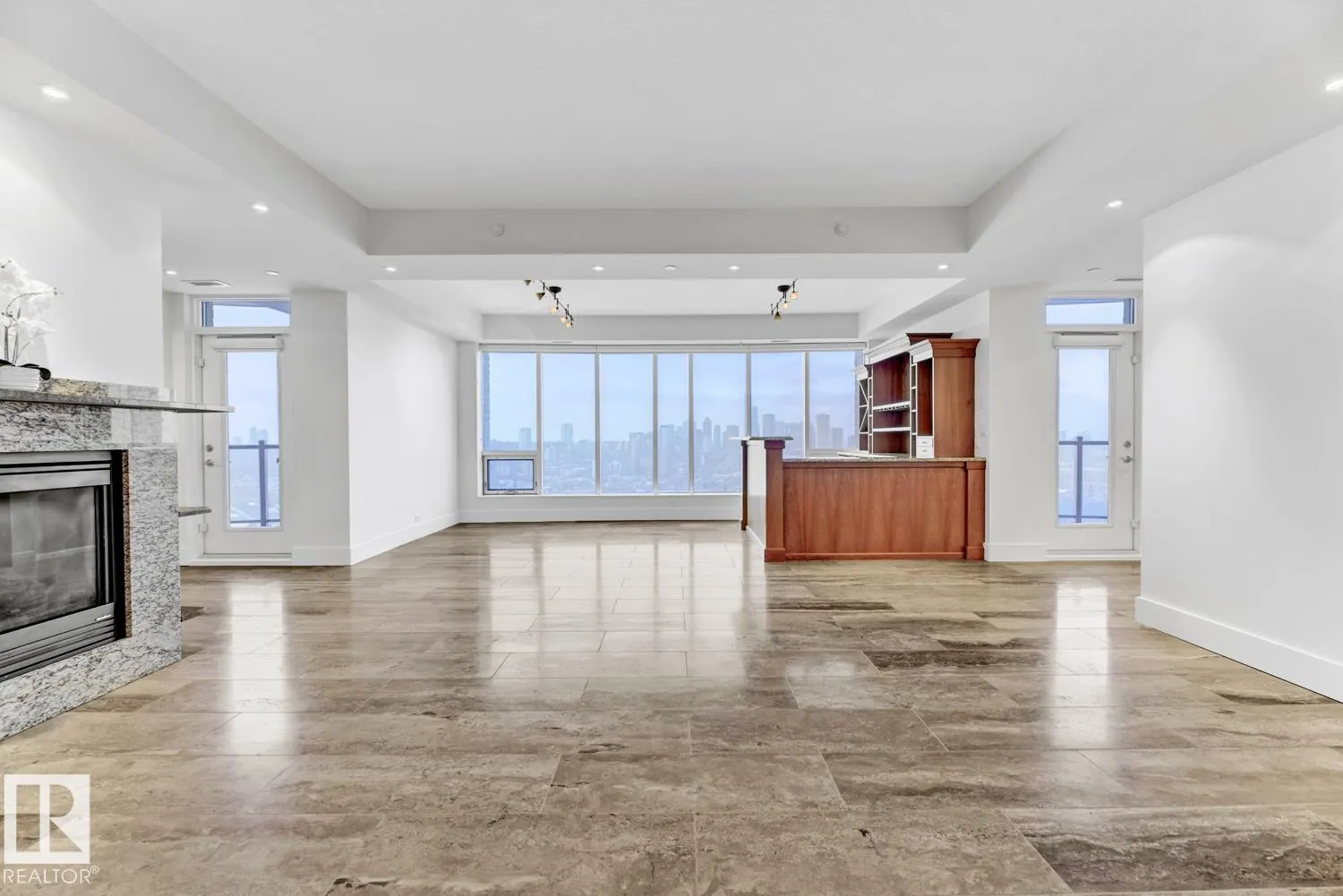 10035 SASKATCHEWAN Drive