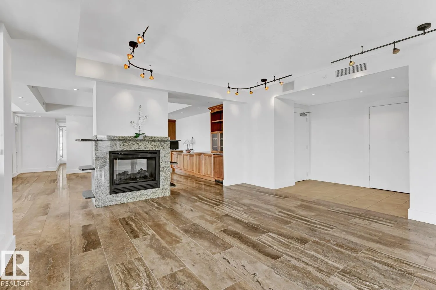 10035 SASKATCHEWAN Drive