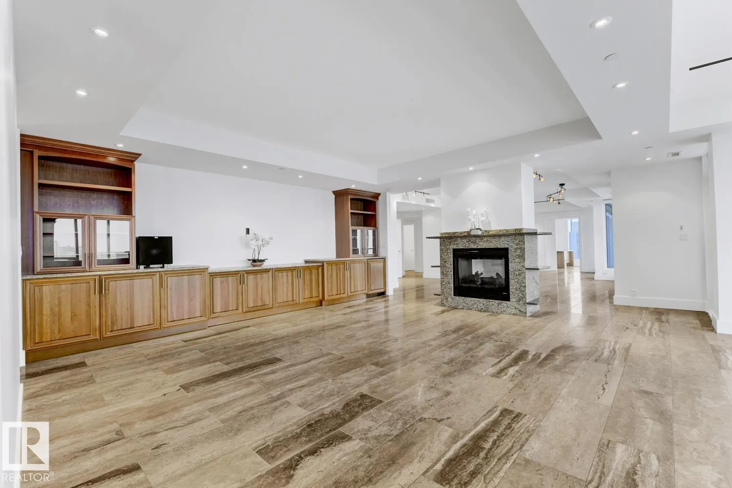 10035 SASKATCHEWAN Drive