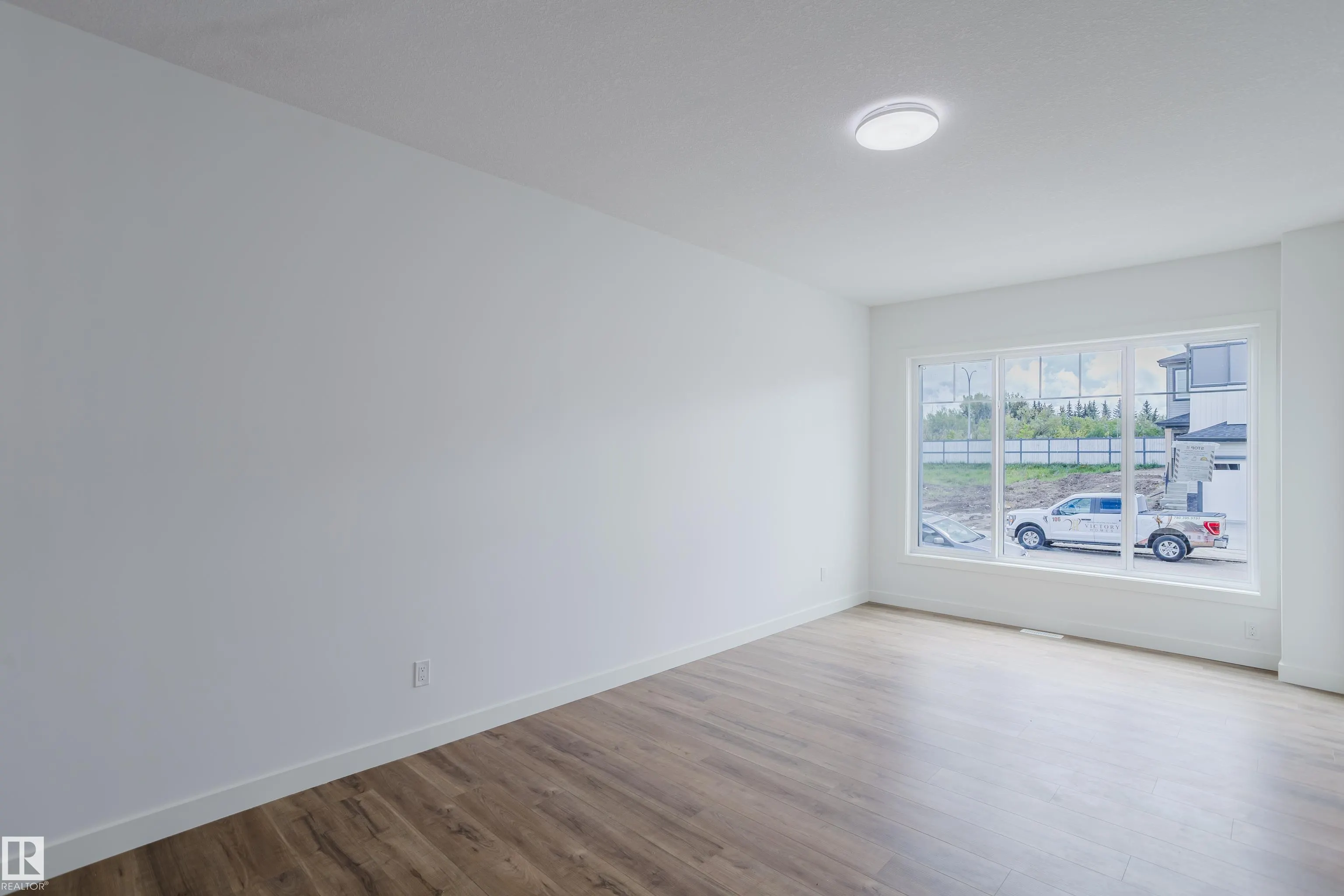 265 Munn Way