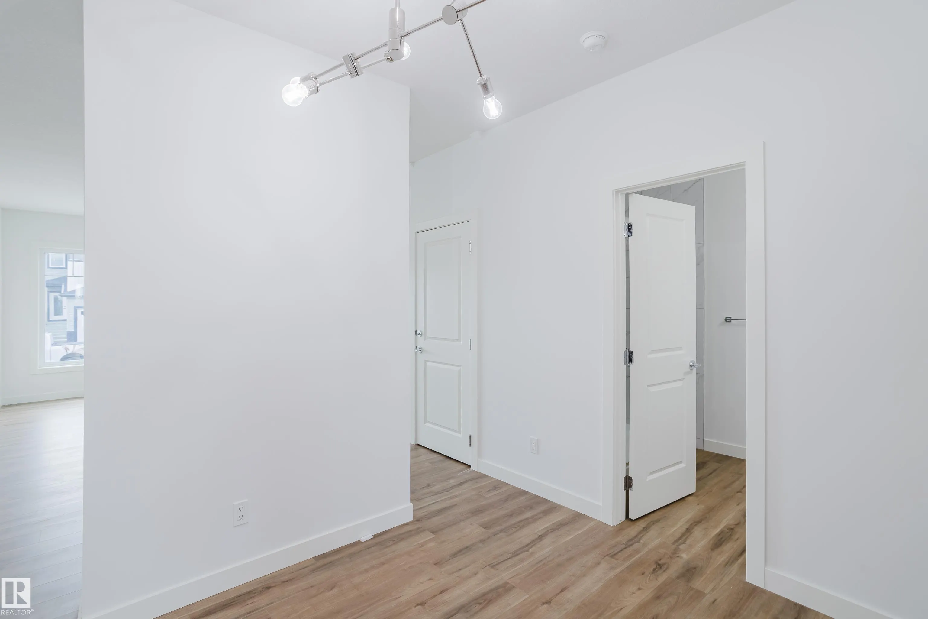 265 Munn Way