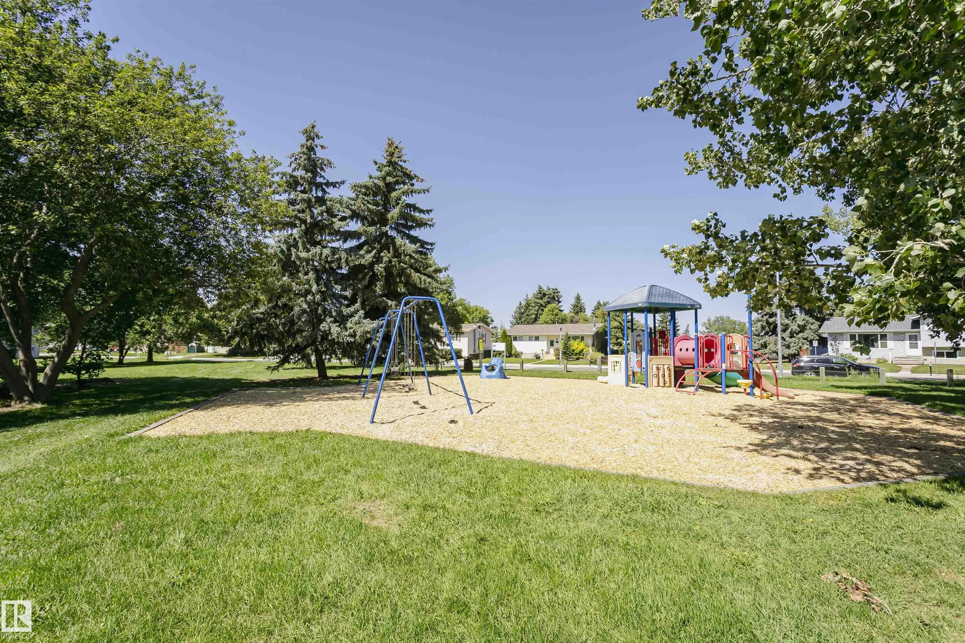 16 Willow Park Estates