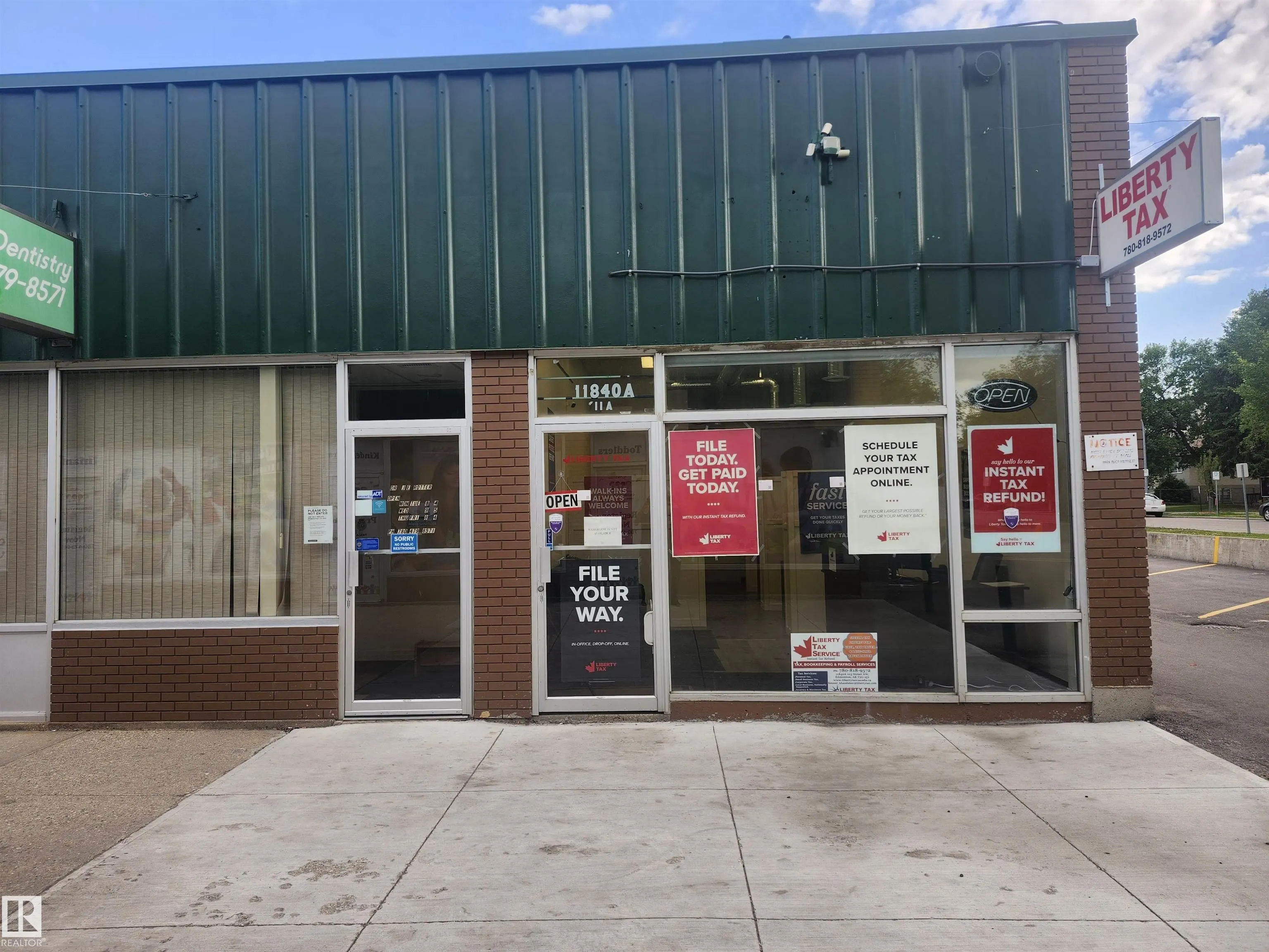 11804A 103 Street
