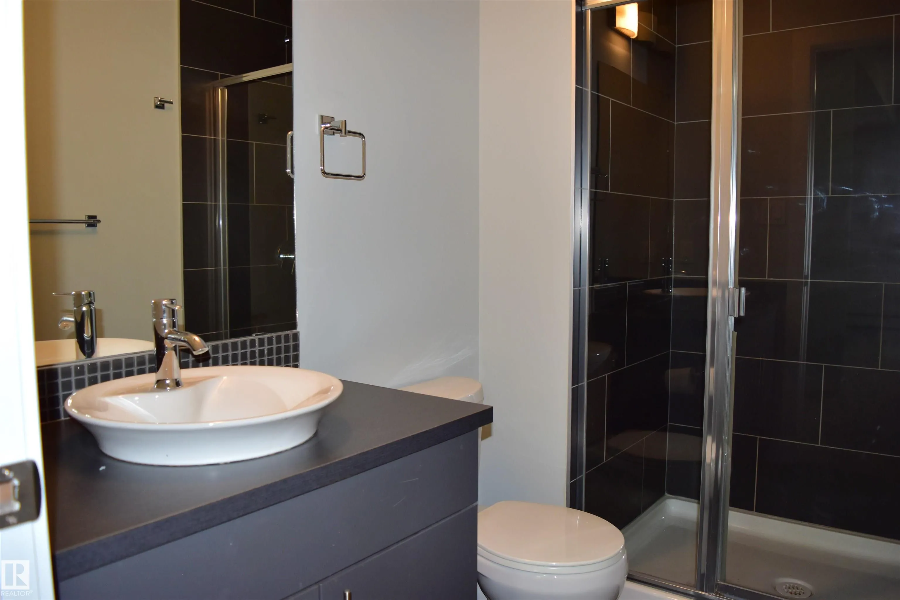 #109 10611 117 st Street