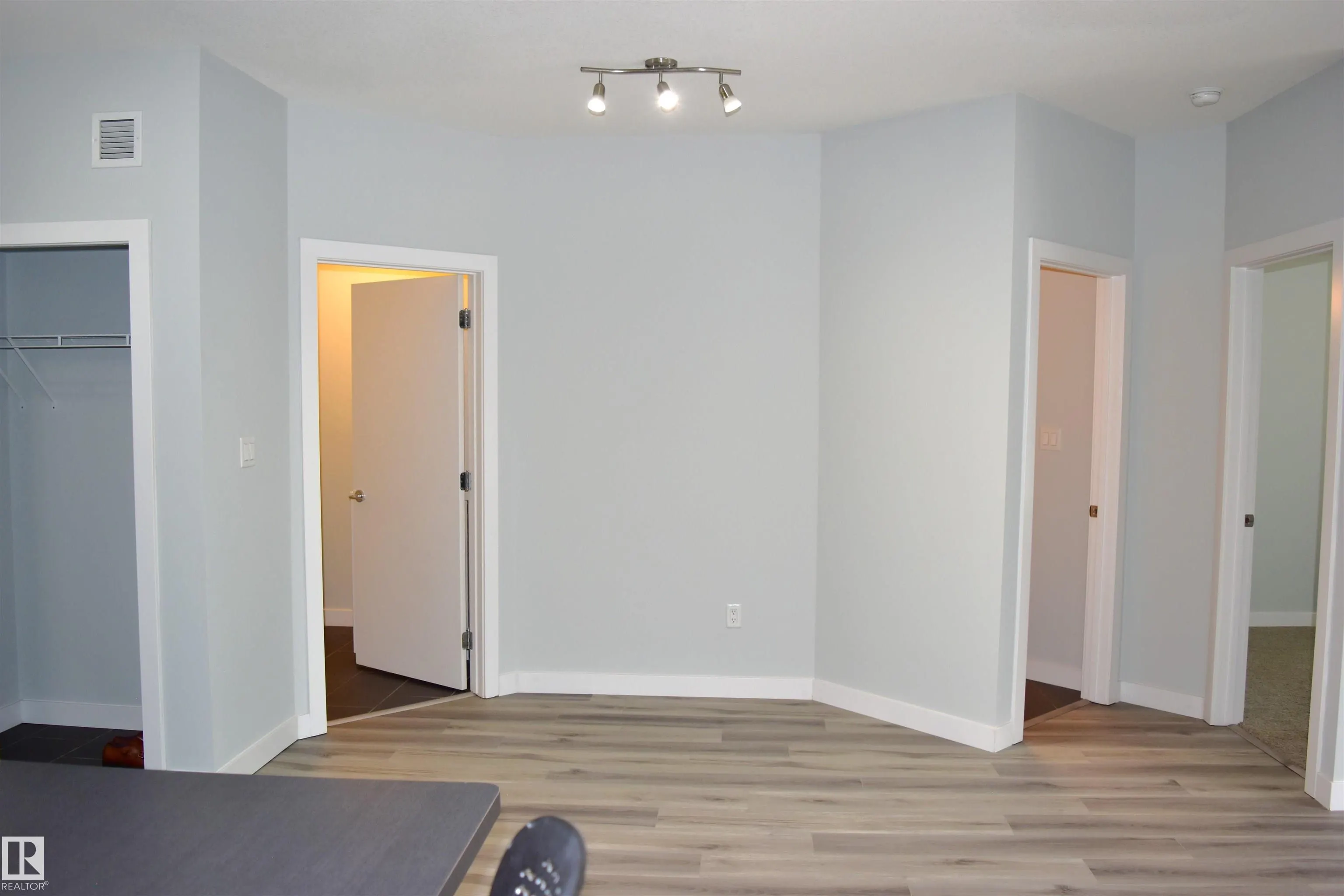 #109 10611 117 st Street