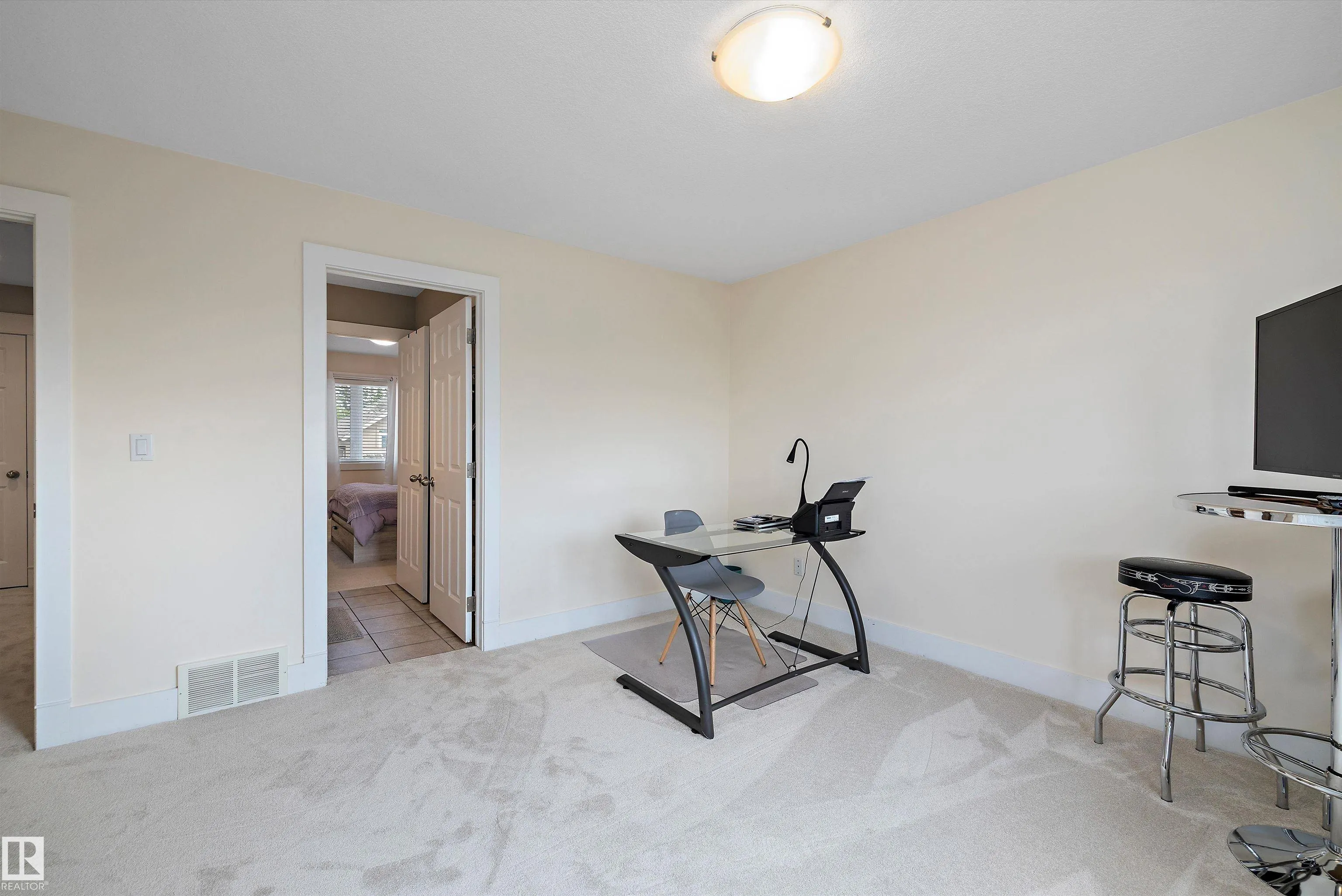 1644 HECTOR Road