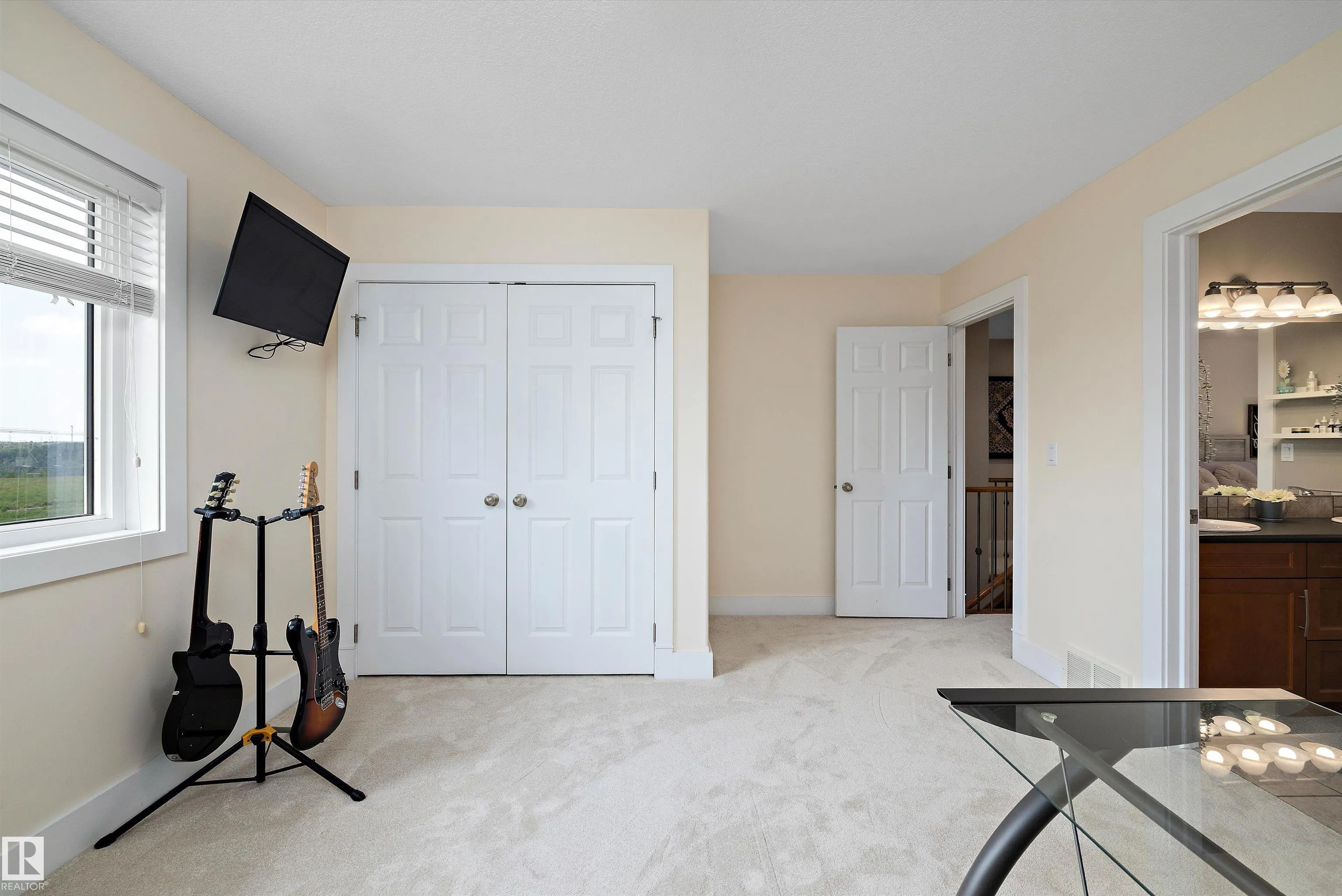 1644 HECTOR Road