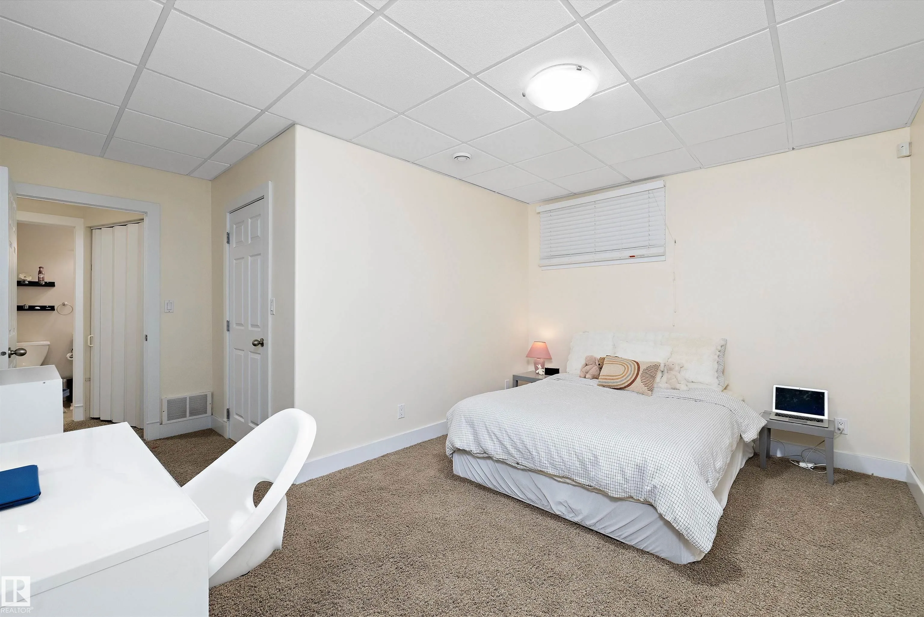 1644 HECTOR Road