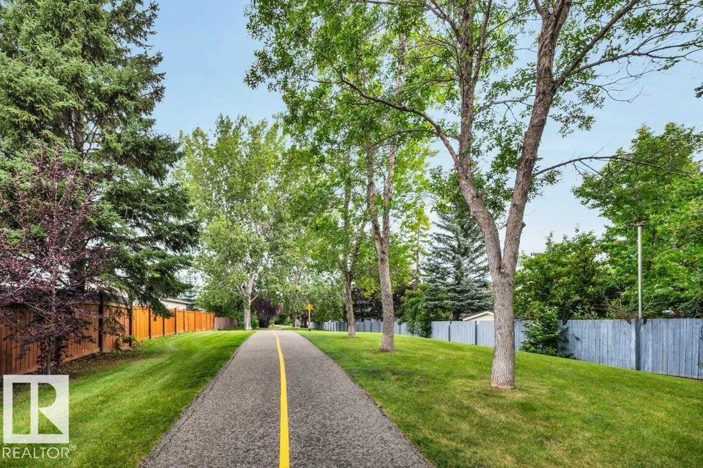 78 GREYSTONE Crescent