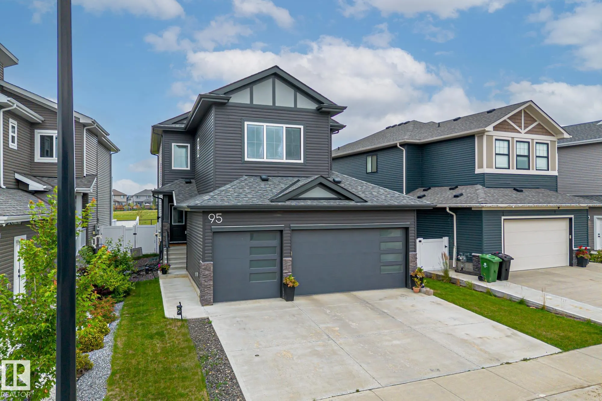 95 WILLOW Link