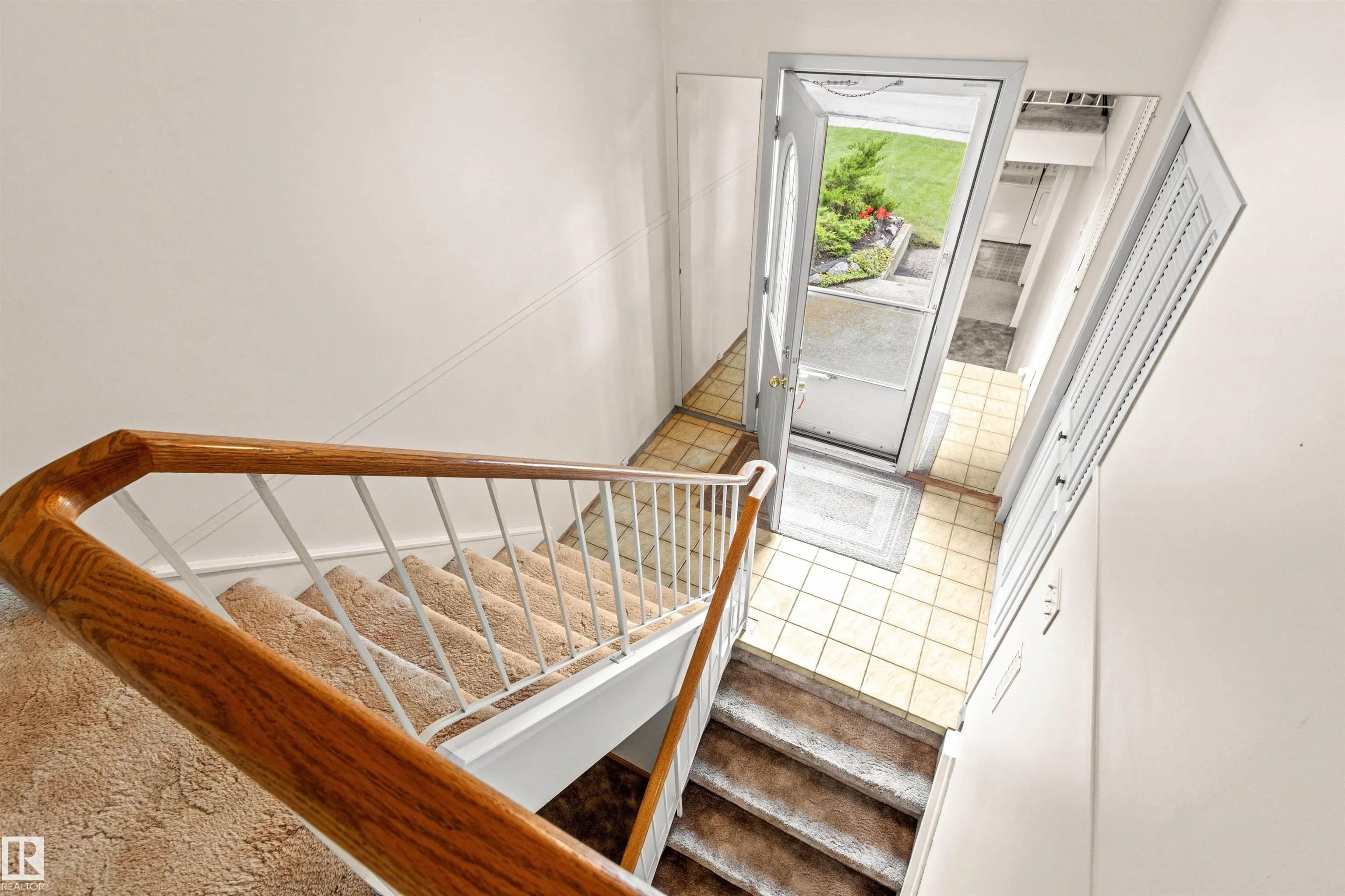 52 MANCHESTER Drive