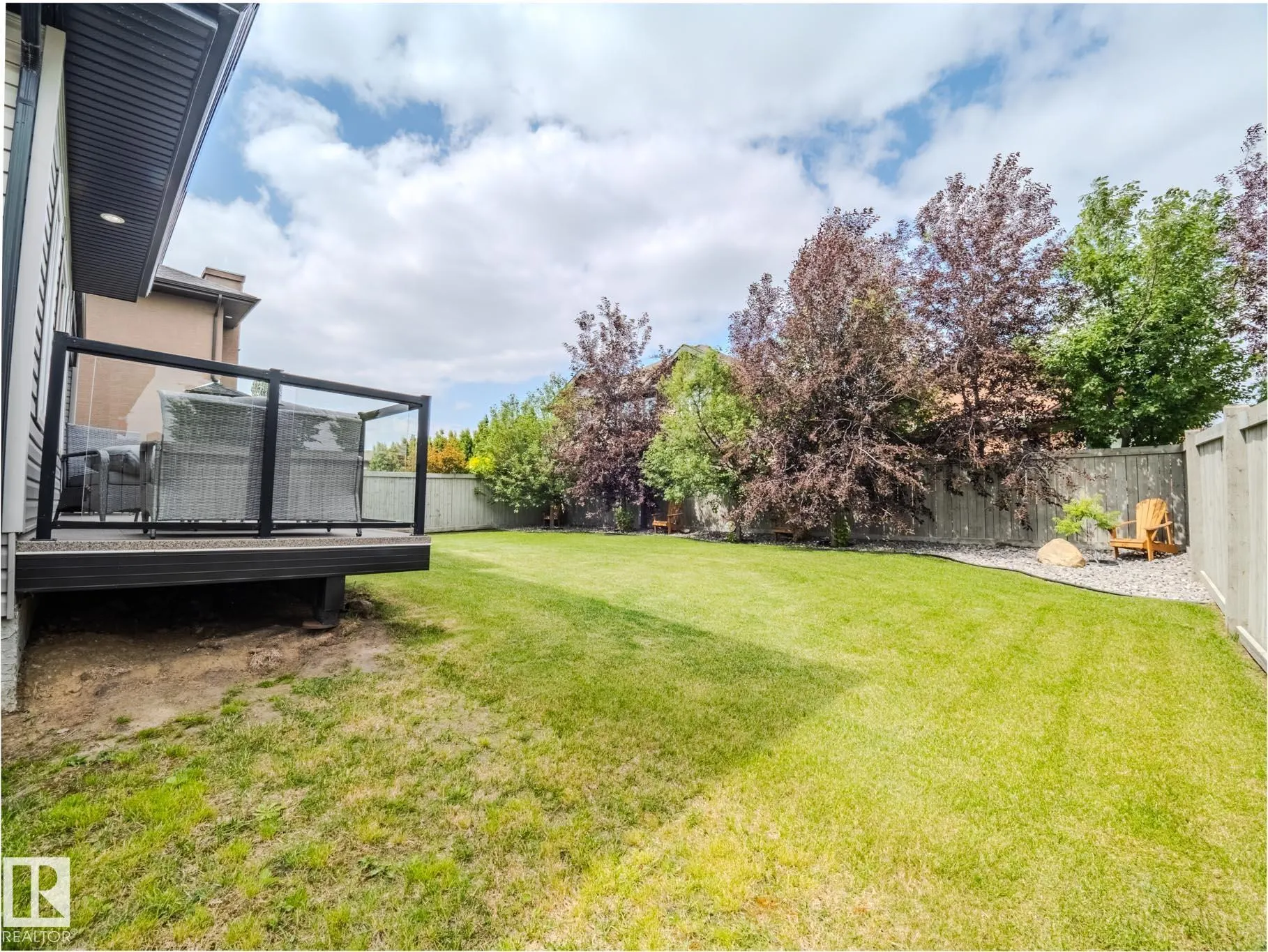 1606 ADAMSON Close