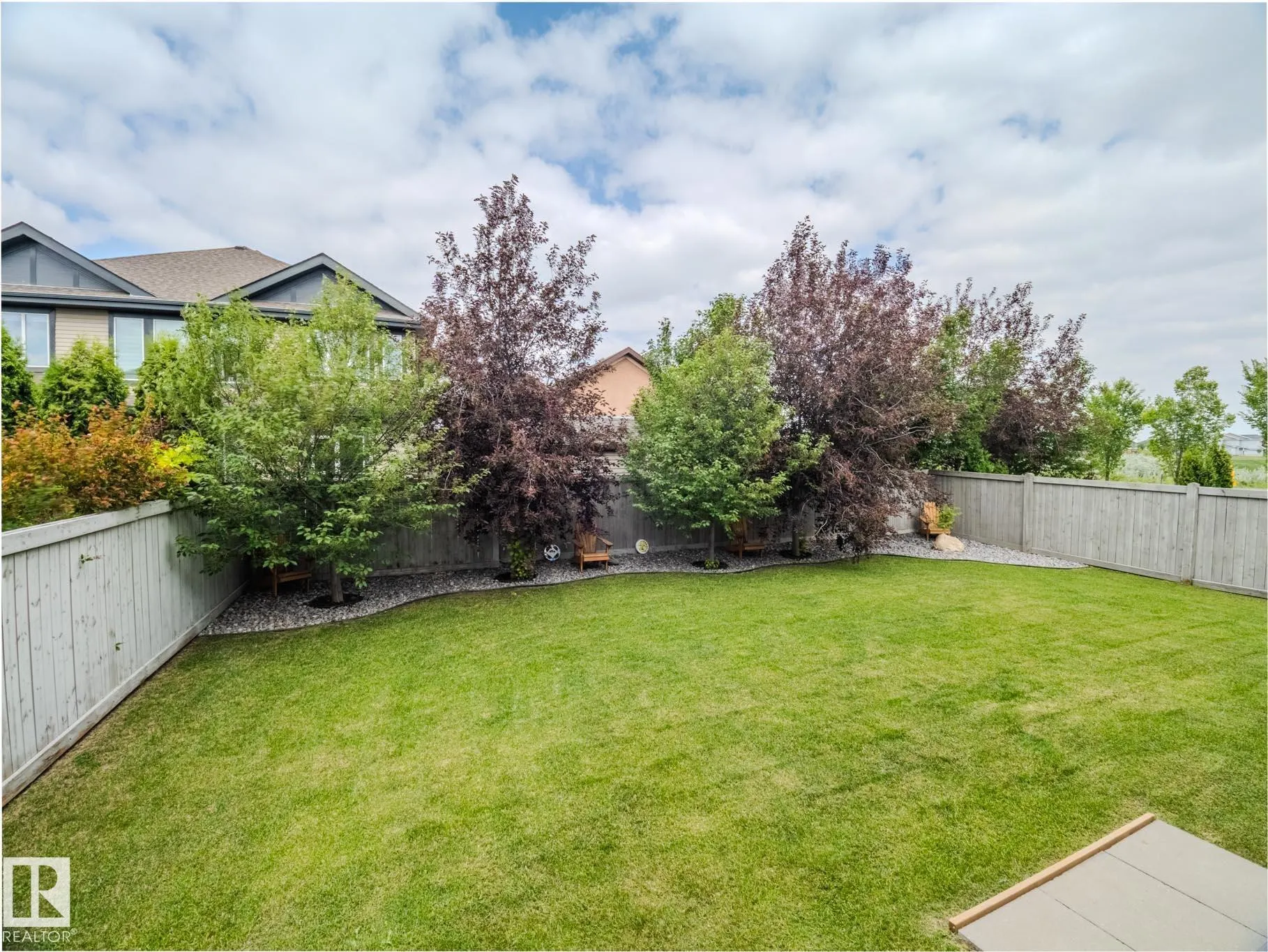 1606 ADAMSON Close
