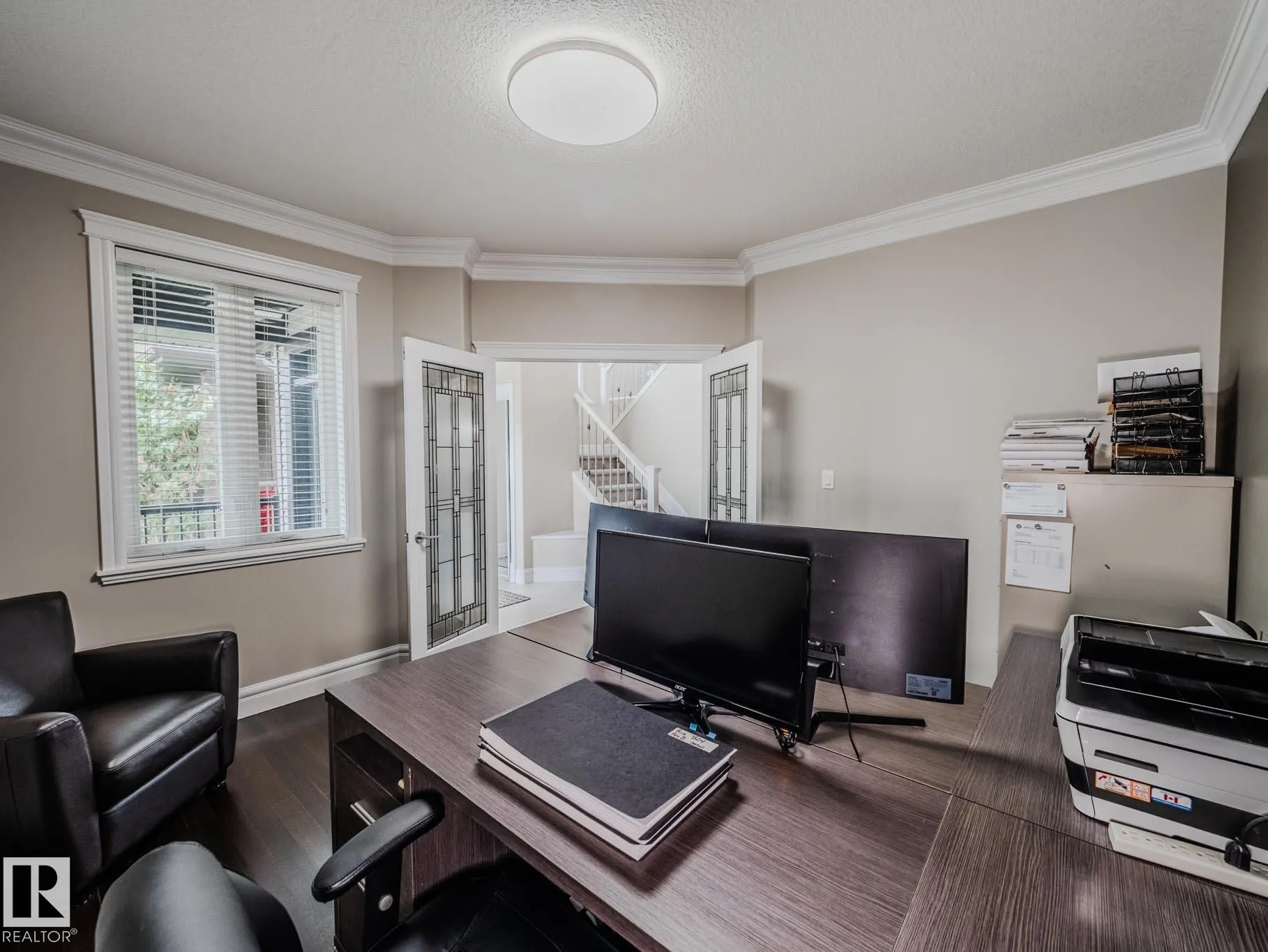 1606 ADAMSON Close