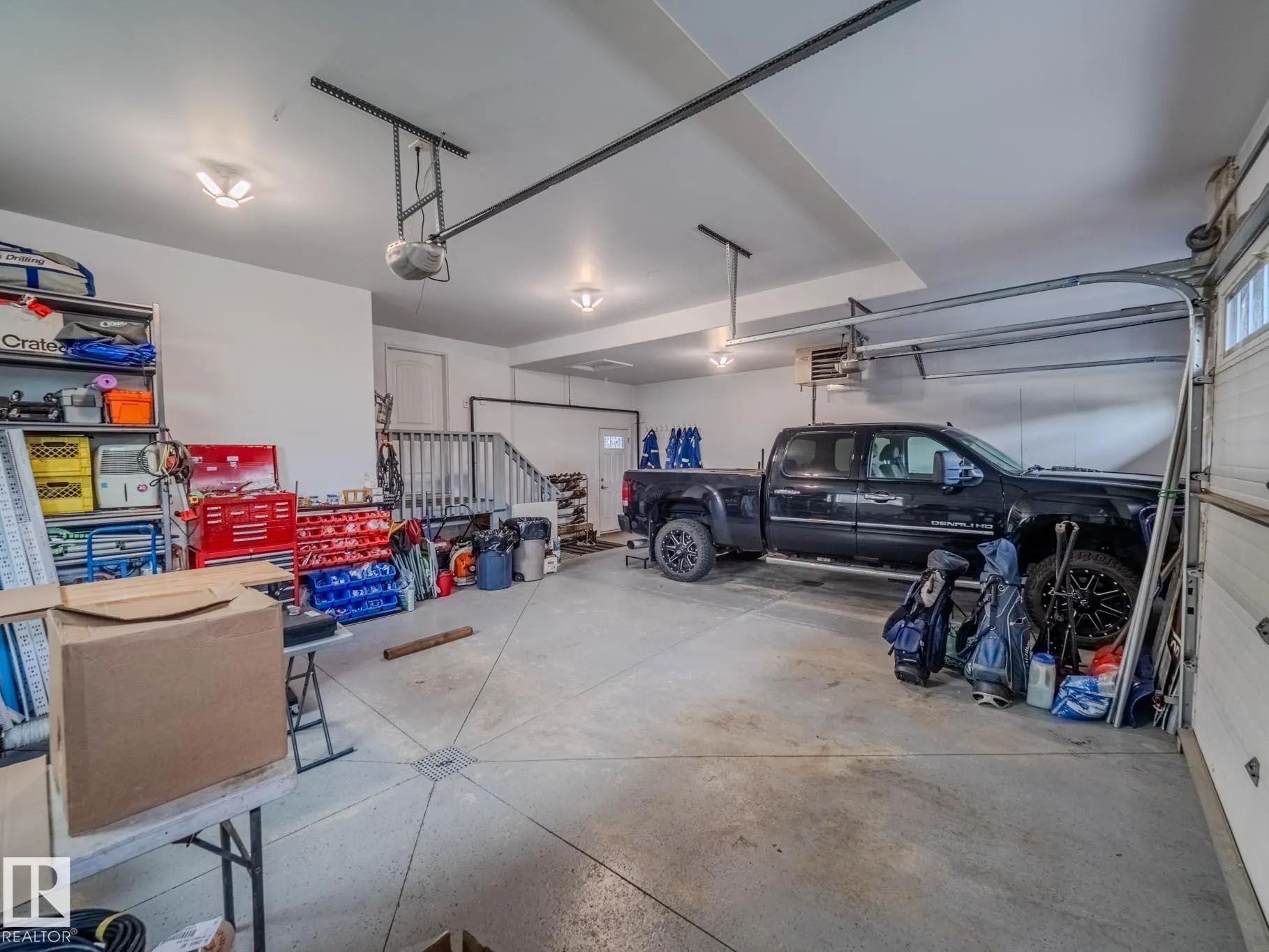 1606 ADAMSON Close