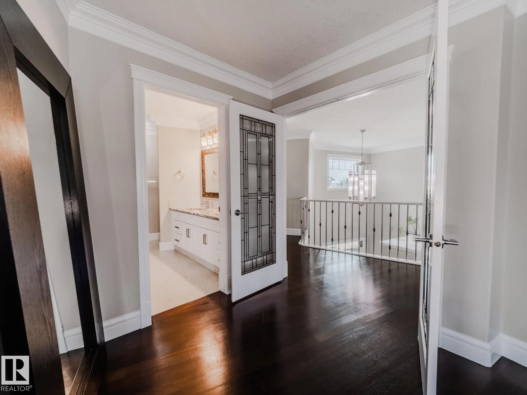 1606 ADAMSON Close