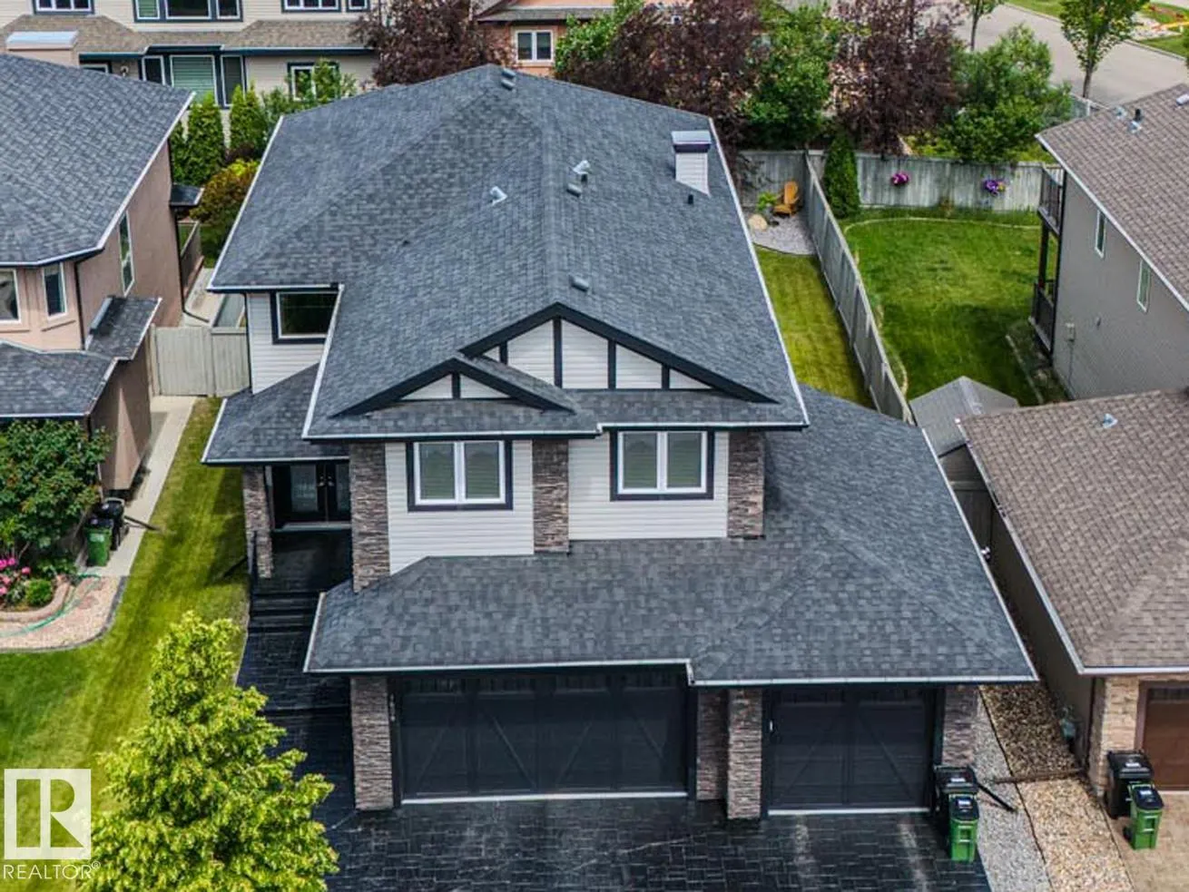 1606 ADAMSON Close