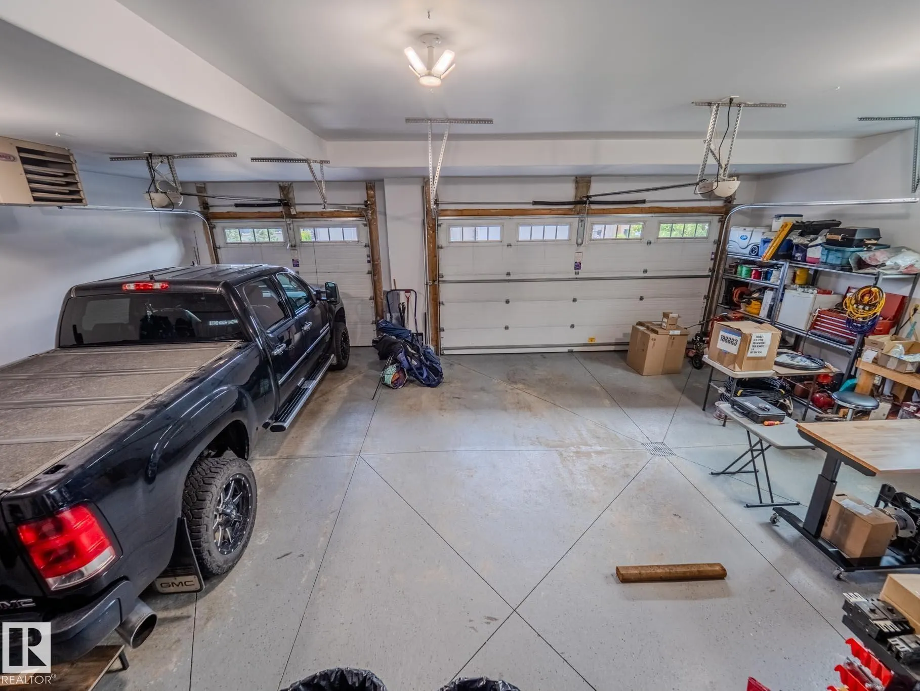 1606 ADAMSON Close