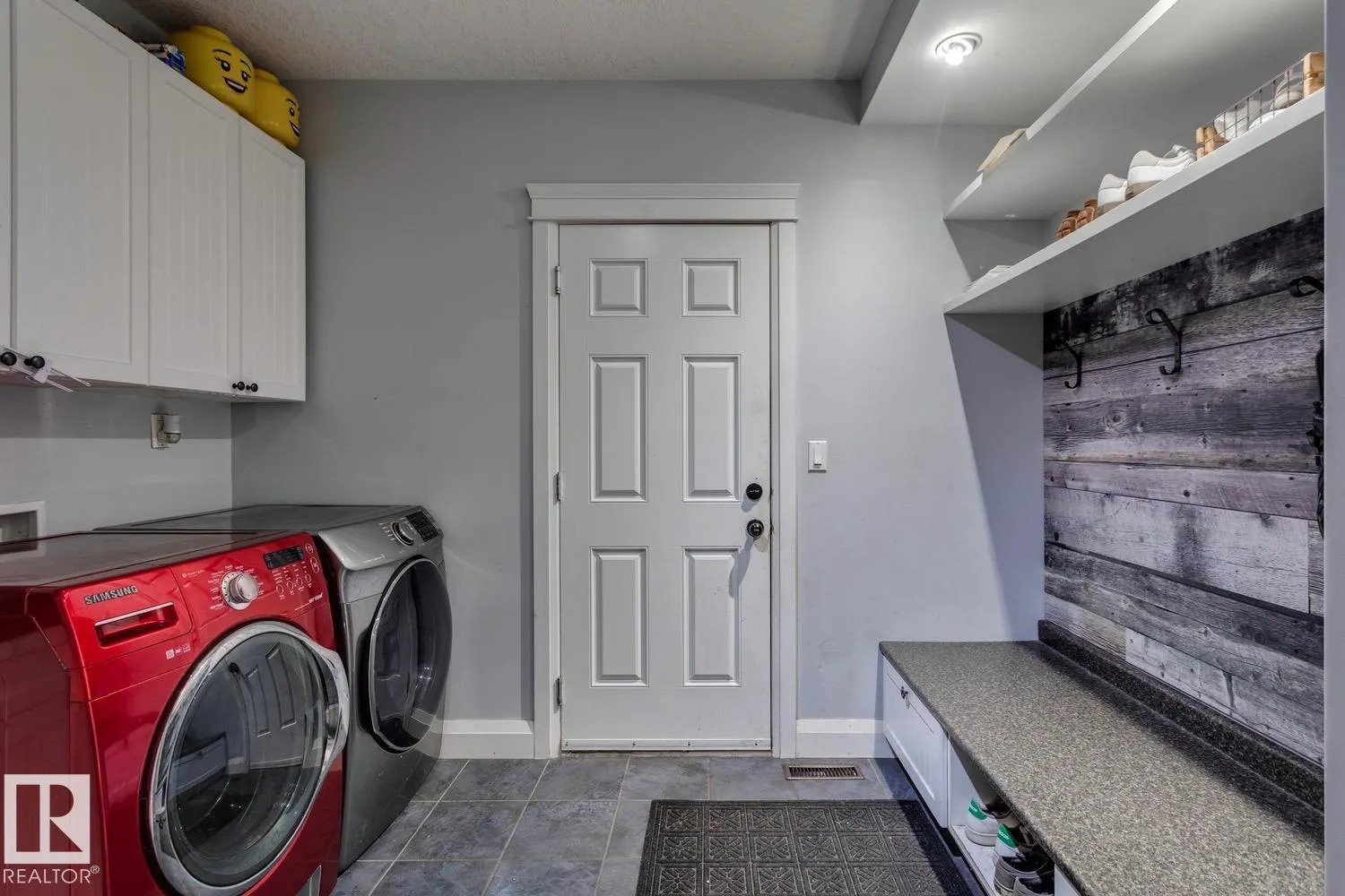 703 SUNCREST POINT
