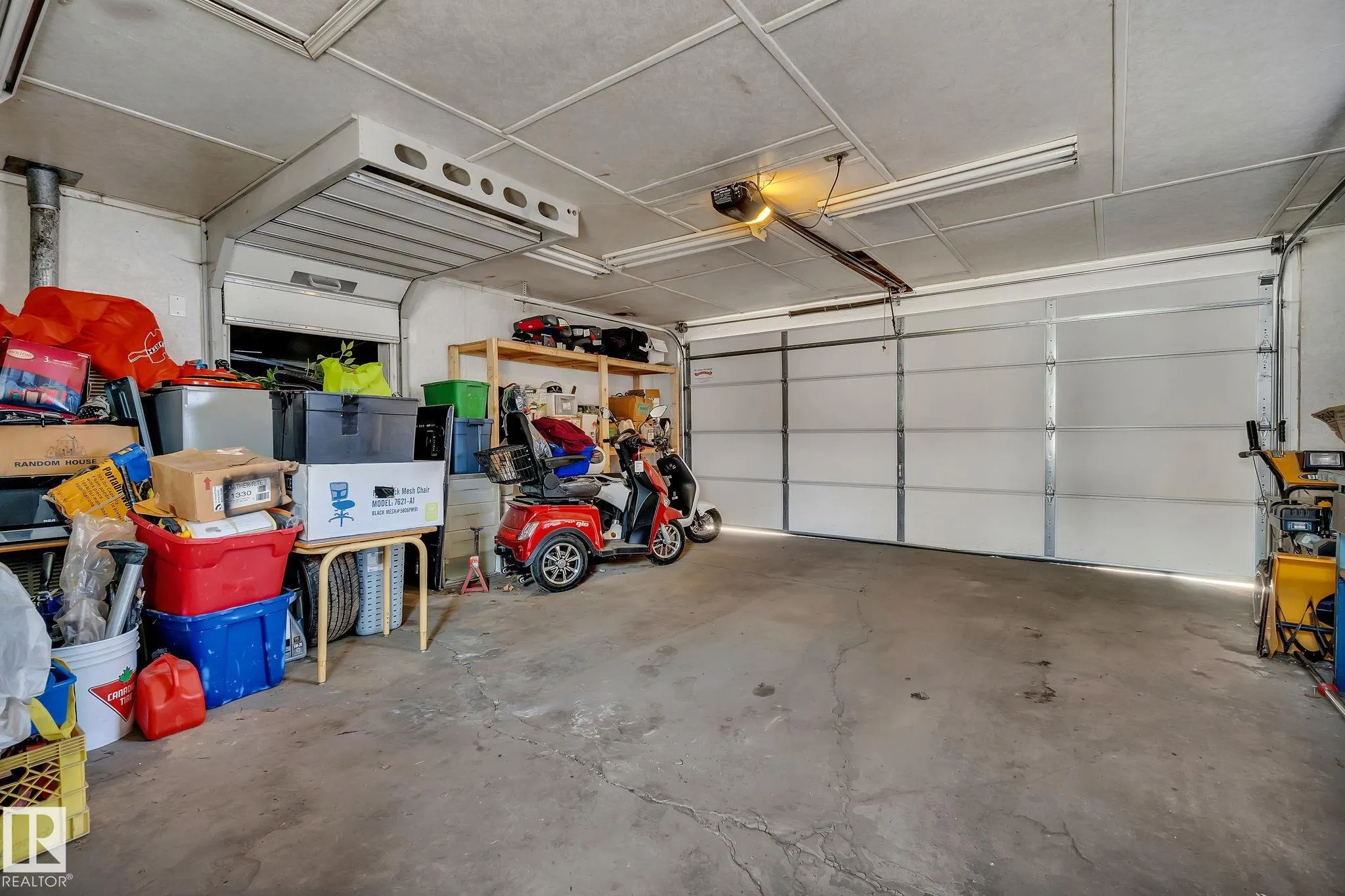 315 Knottwood Road North