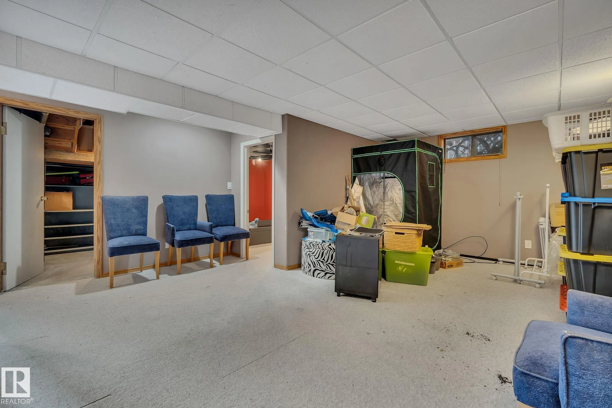 315 Knottwood Road North