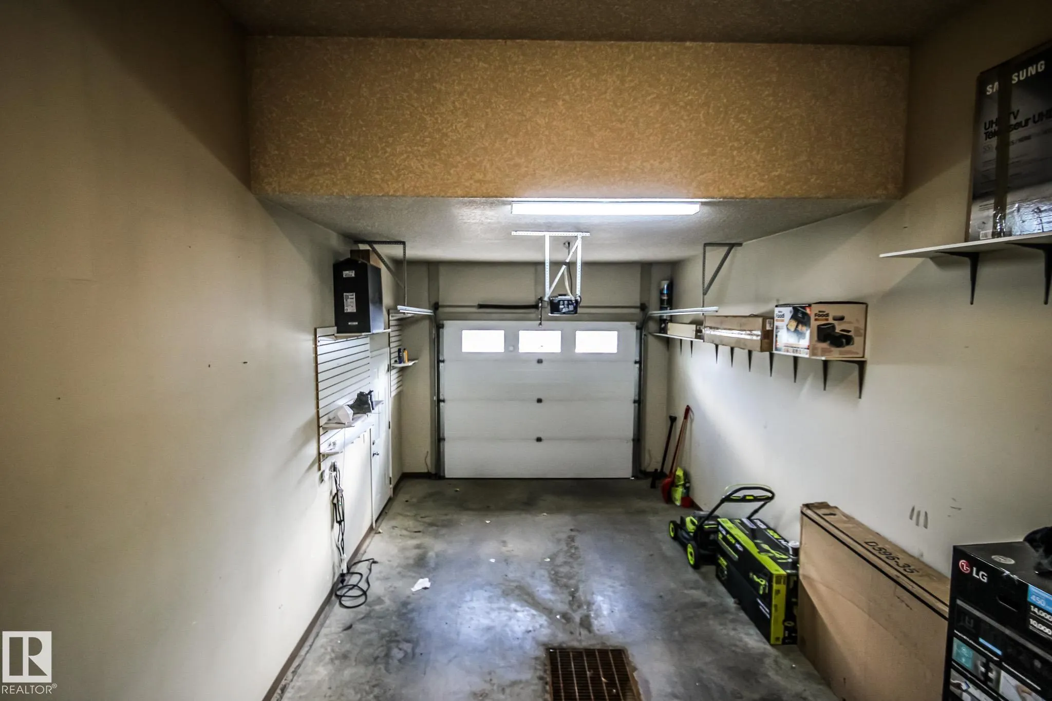 4802 53 Ave