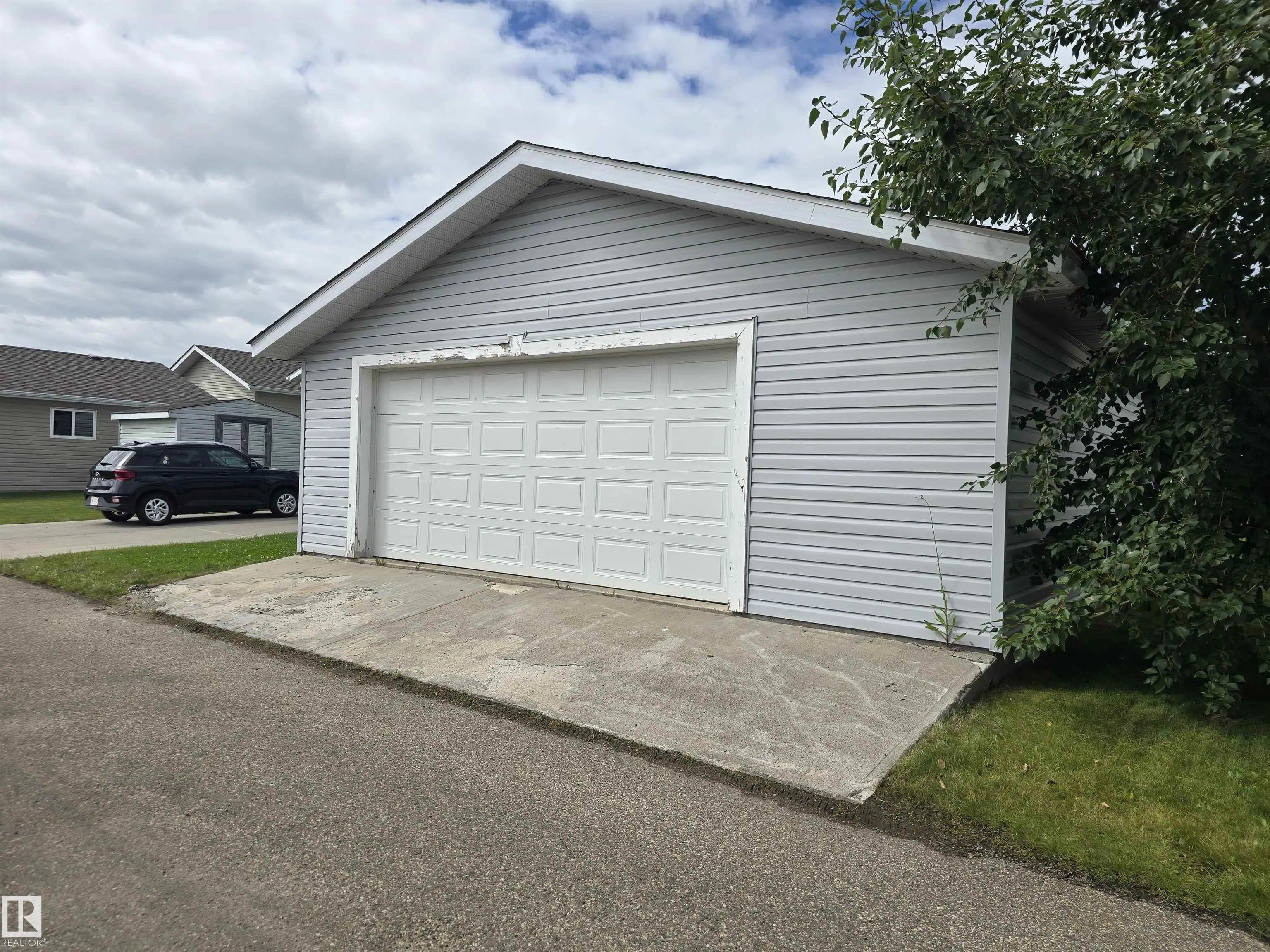 1123 Aspen Drive