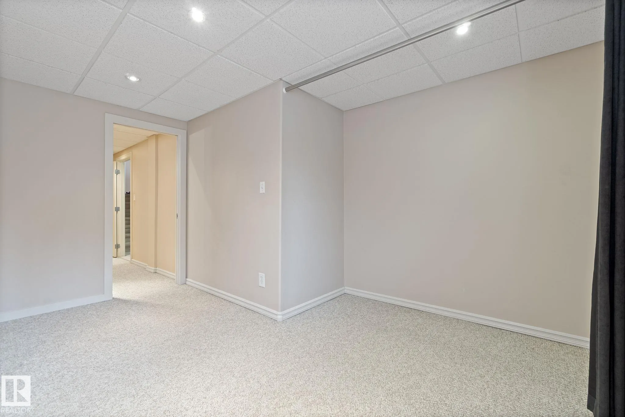 818 BARNES LINK Link