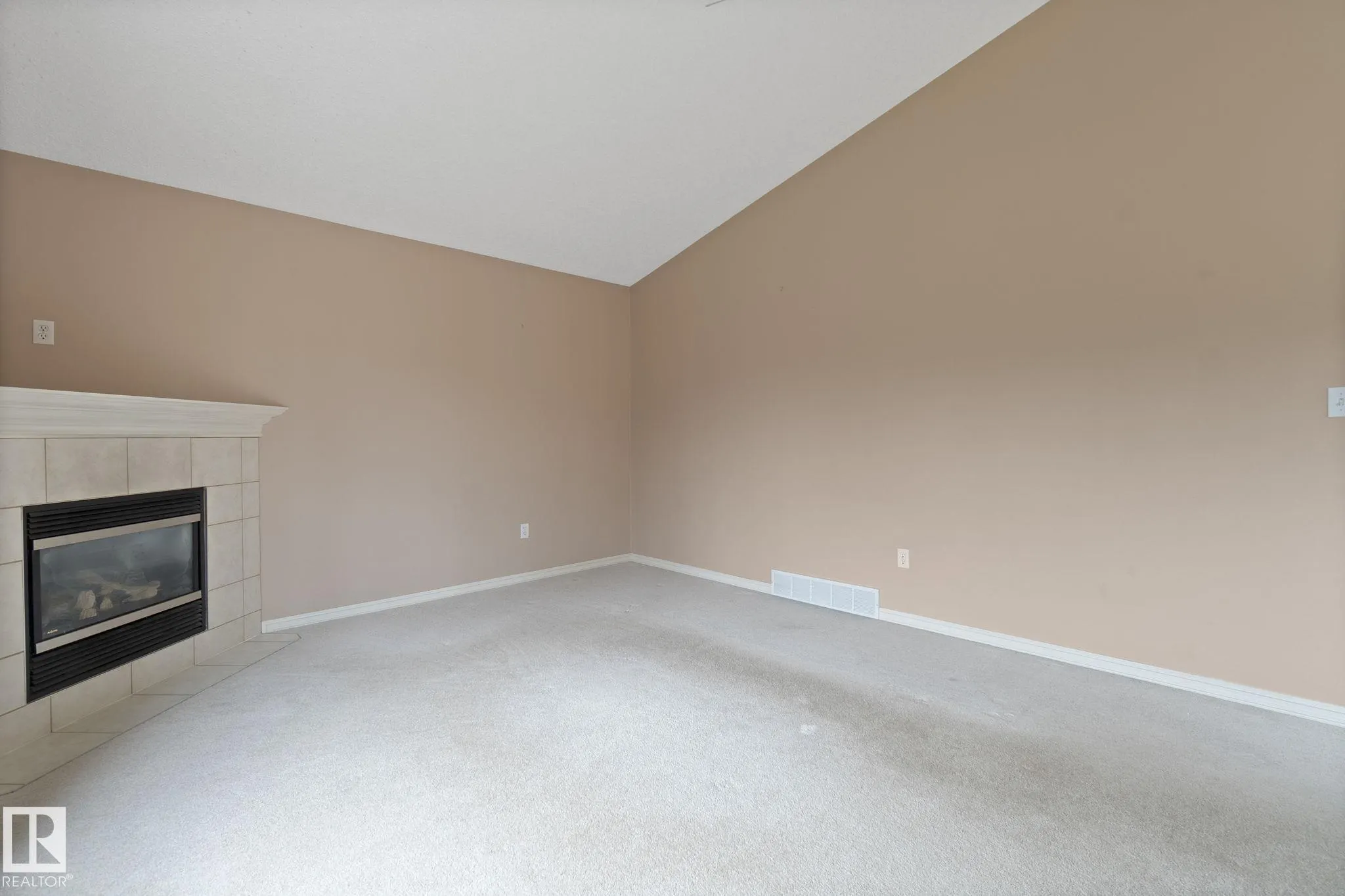 818 BARNES LINK Link