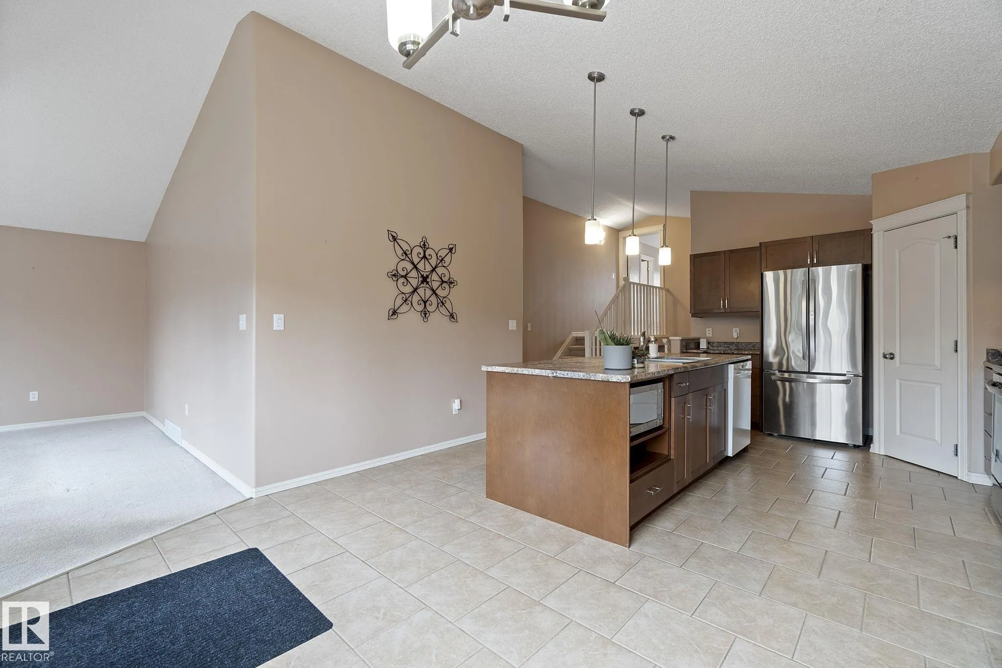 818 BARNES LINK Link