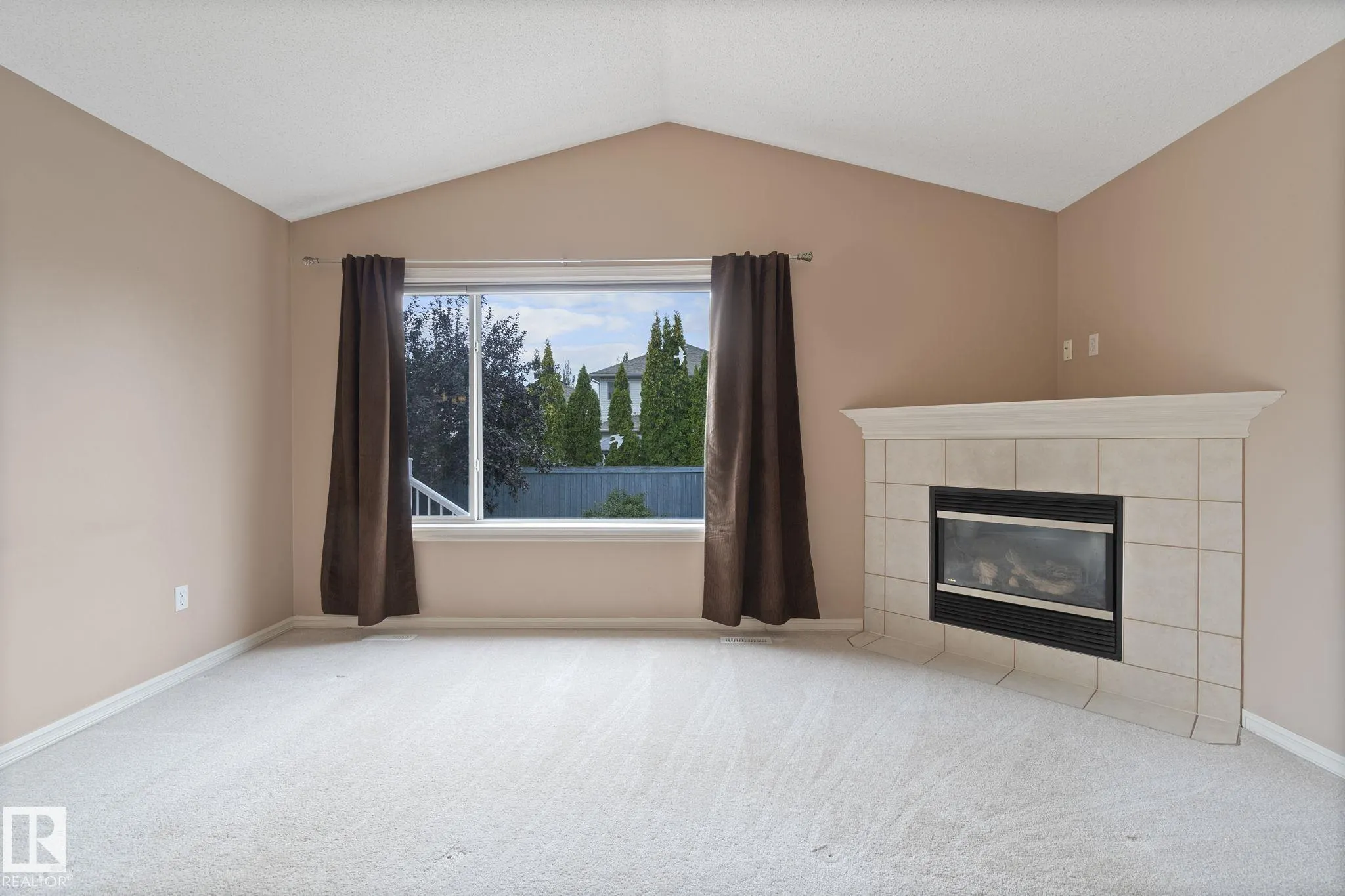 818 BARNES LINK Link