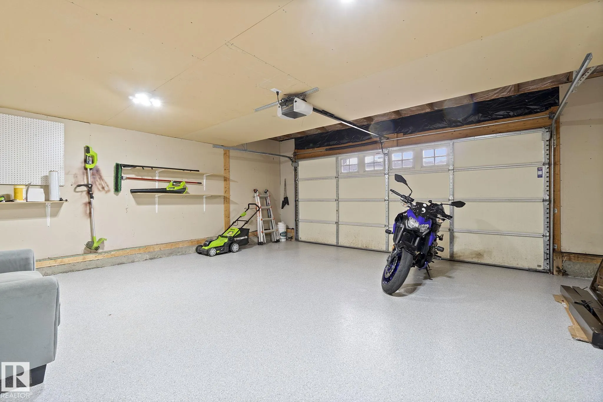 818 BARNES LINK Link