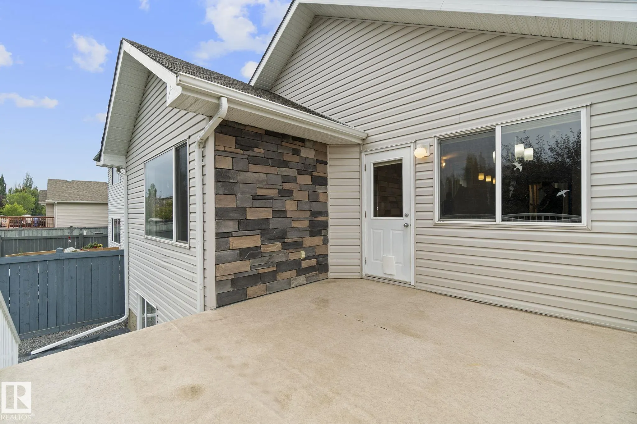 818 BARNES LINK Link
