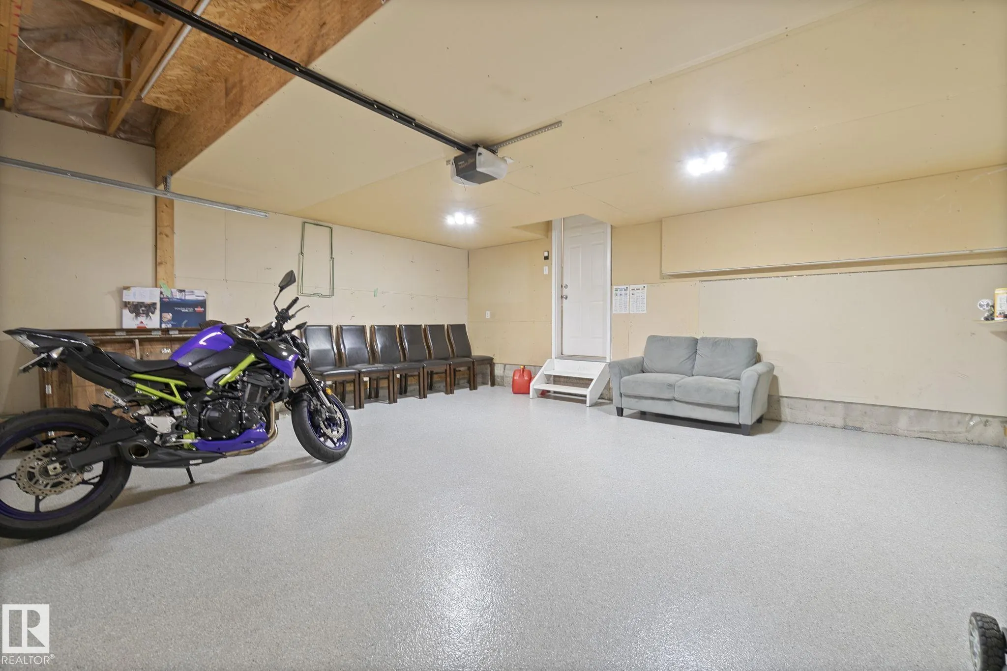 818 BARNES LINK Link