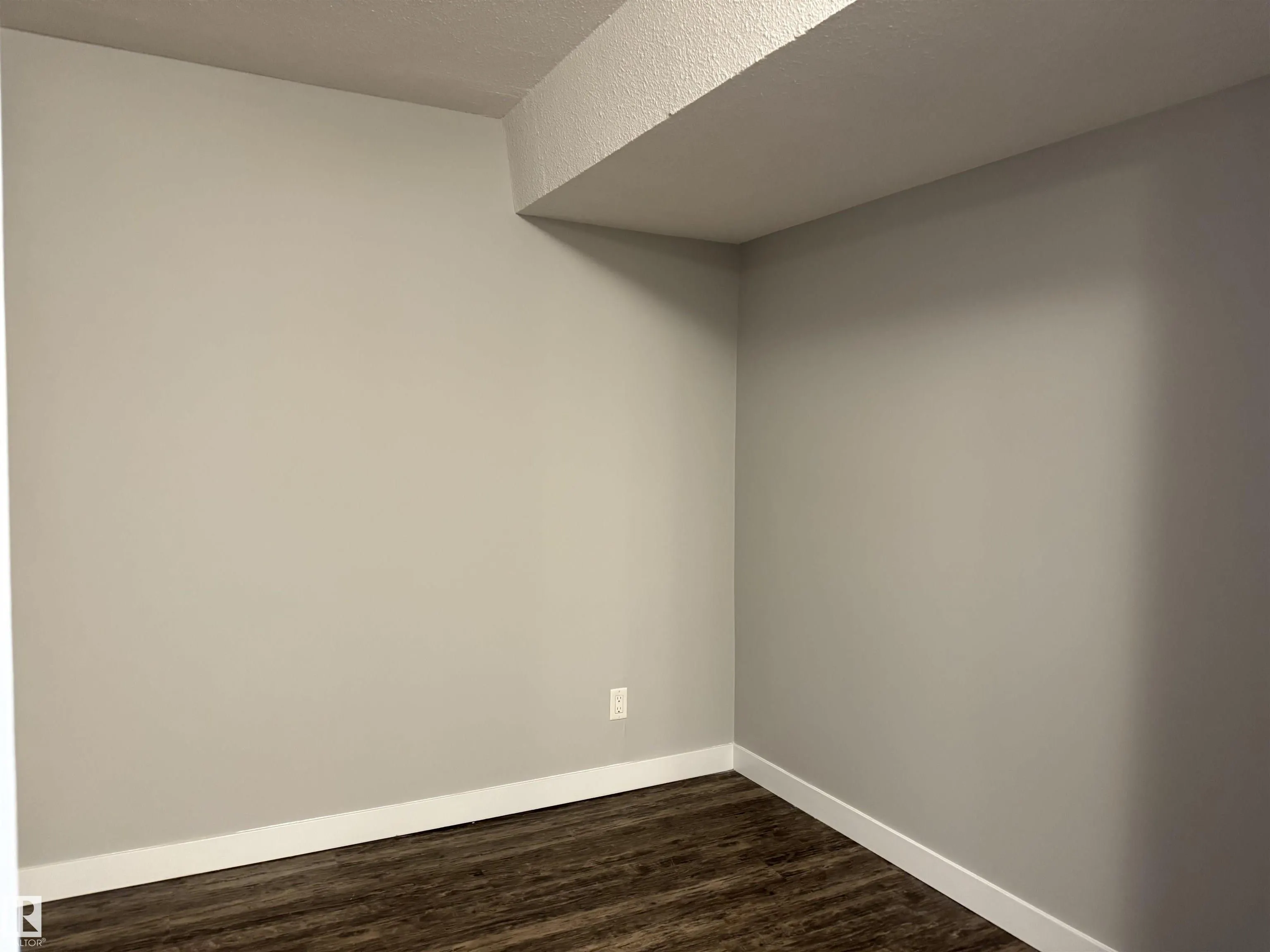 10160 114 Street