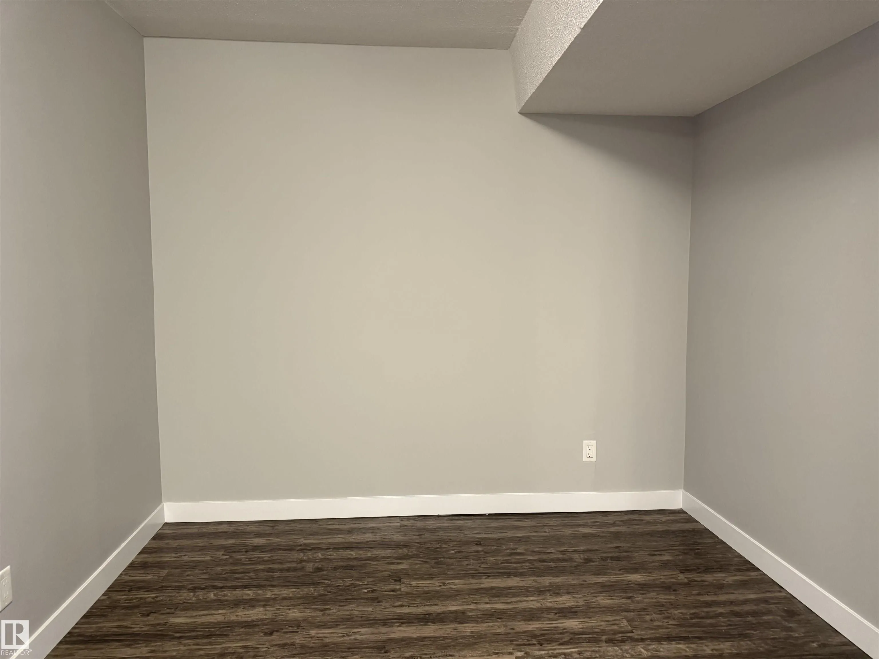 10160 114 Street